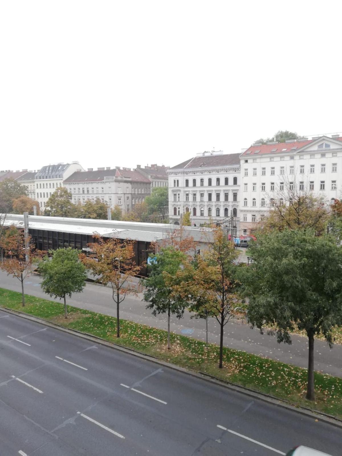 Vienna City Apartments - Metro 1160 Vienna