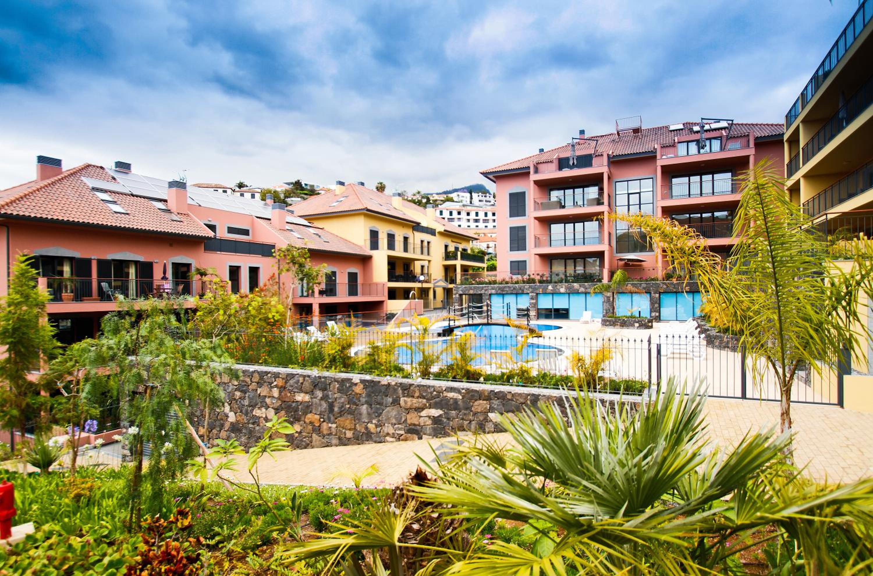 Madeira Luxury Villas Living Funchal view 2