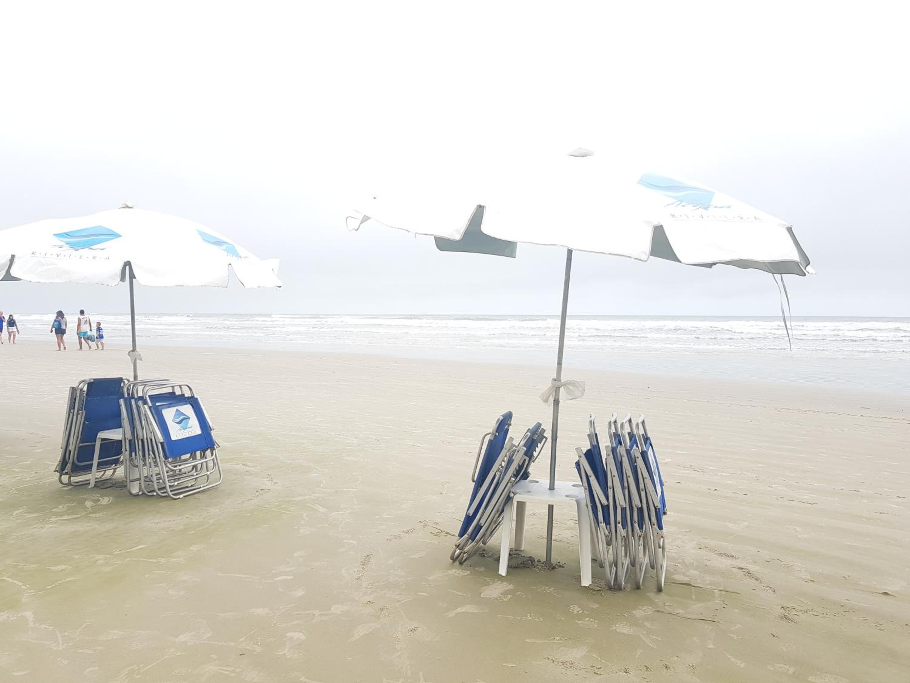 RIVIERA DE SAO LOURENÇO, CONDO ACQUA A 0,5 MIN DA PRAIA - estilo resort! Lindo apto com ar condicionado e wifi