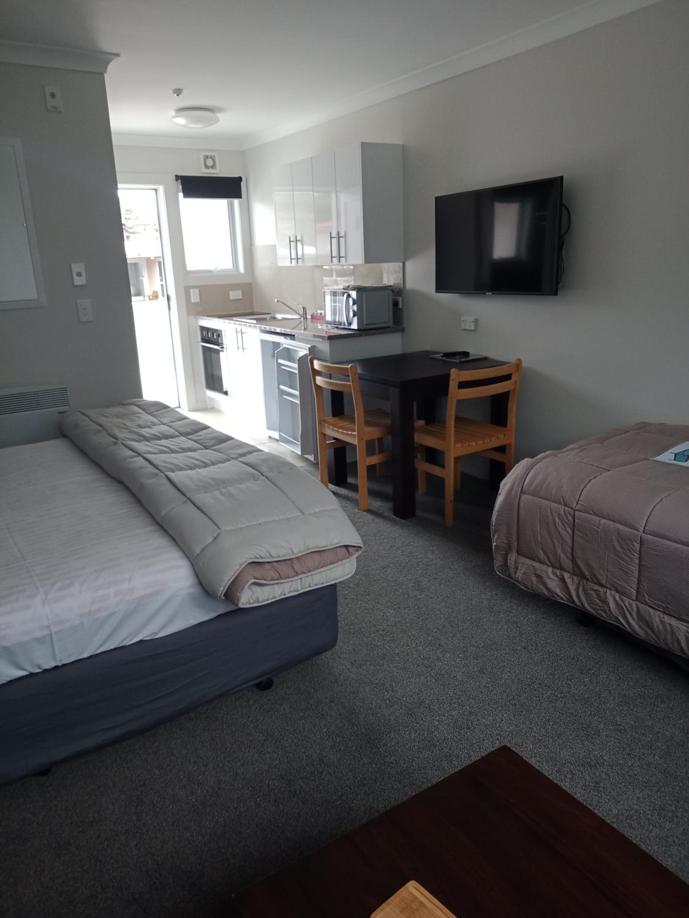 Bayfield Motel and Apartment
