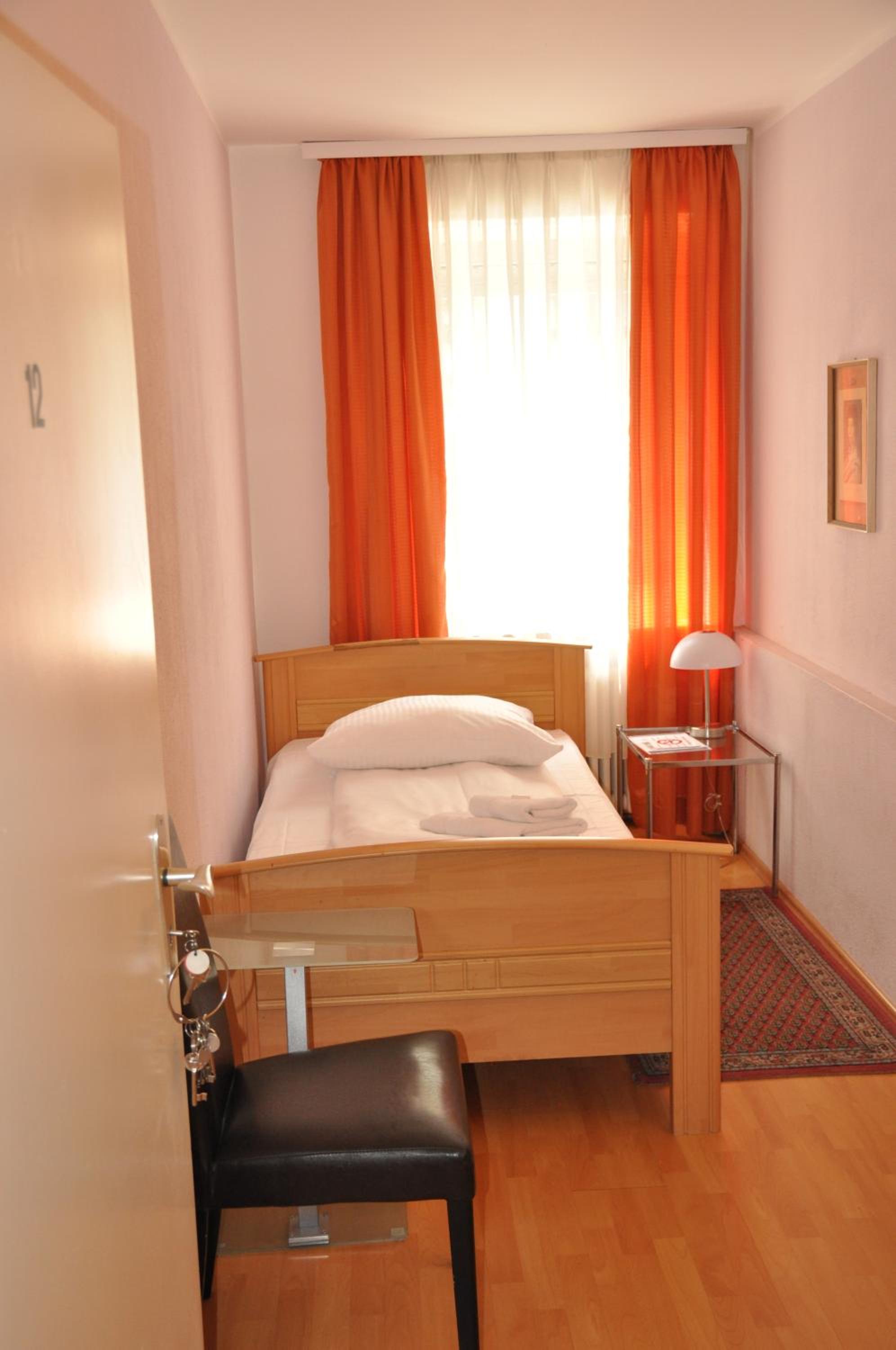 Munich Vacations - Hotel-Pension Asta - Property Image 15