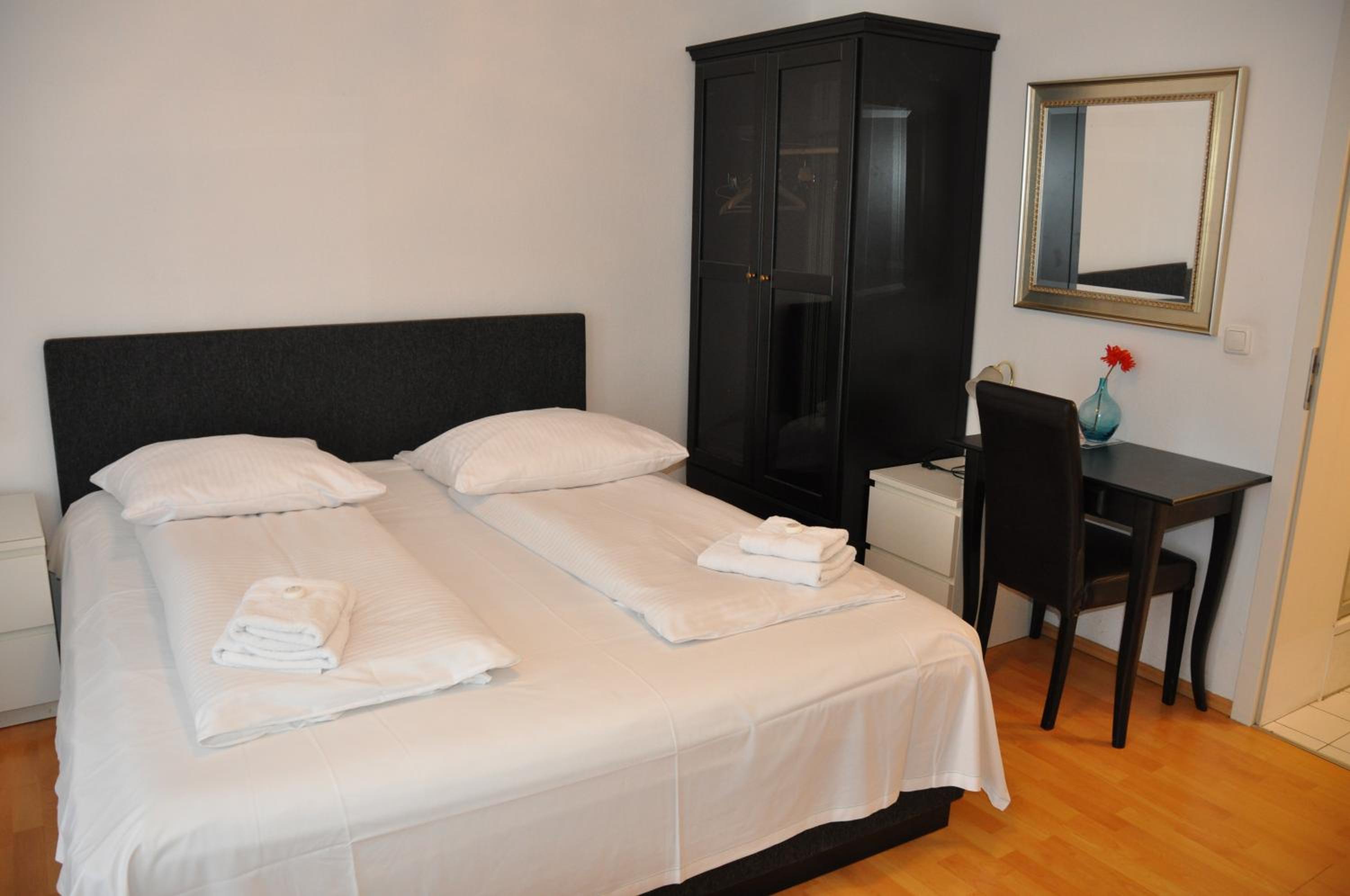 Munich Vacations - Hotel-Pension Asta - Property Image 6