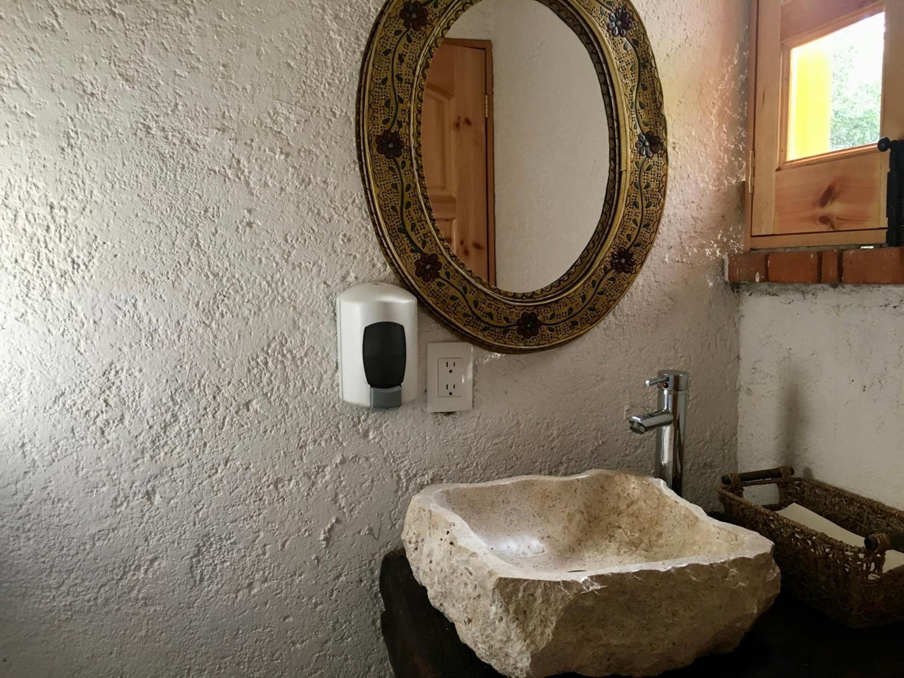 Photo 42