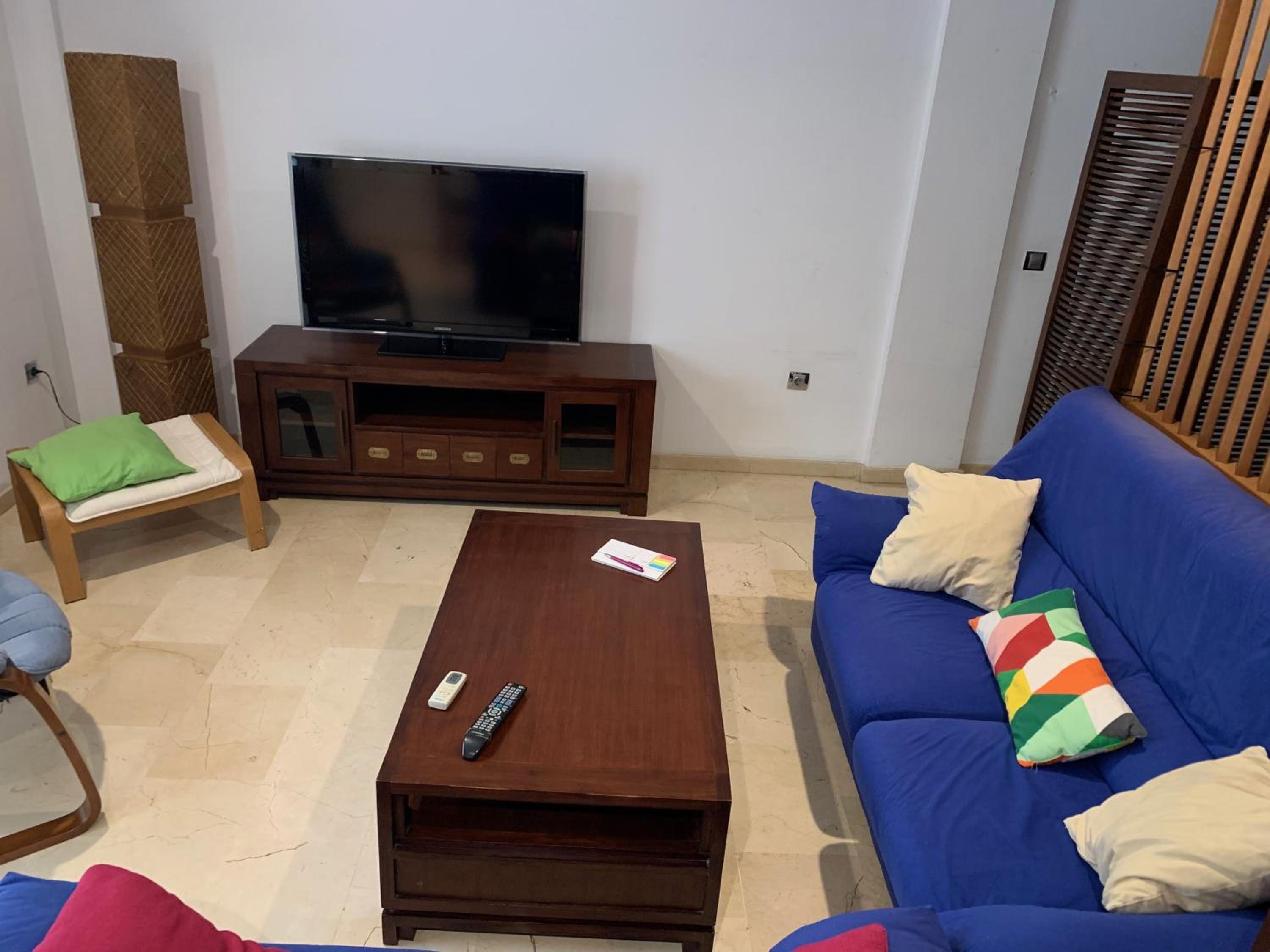 CASTILLEJA , Casa-Apartamento cerca centro Sevilla Wifi Familias Trabajo Garaje