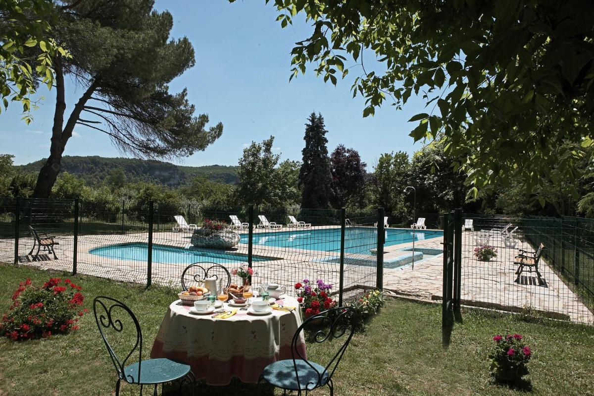 Chambres d'Hotes Le Menestrel - Property Image 2