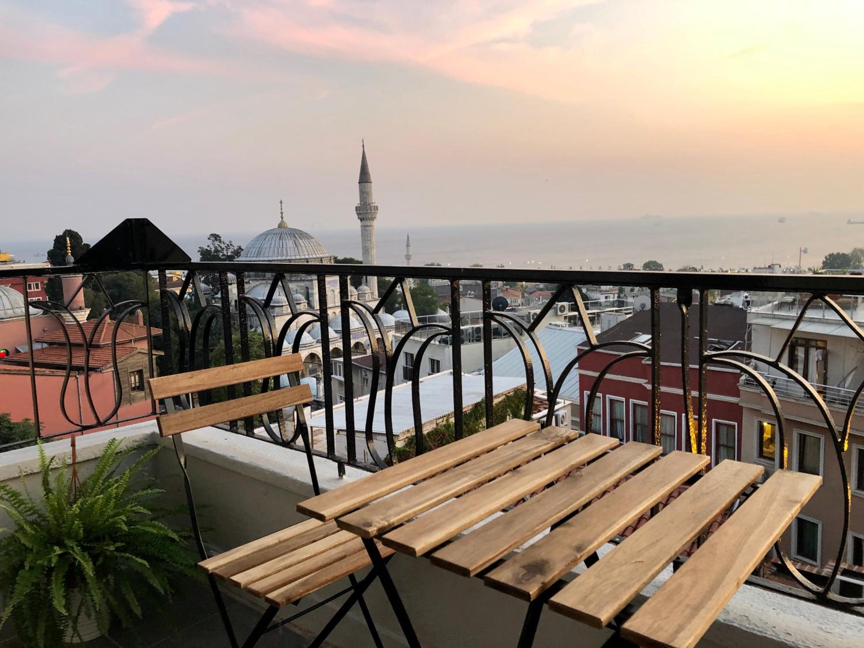 Mehmet Bey Süitleri - Image 45