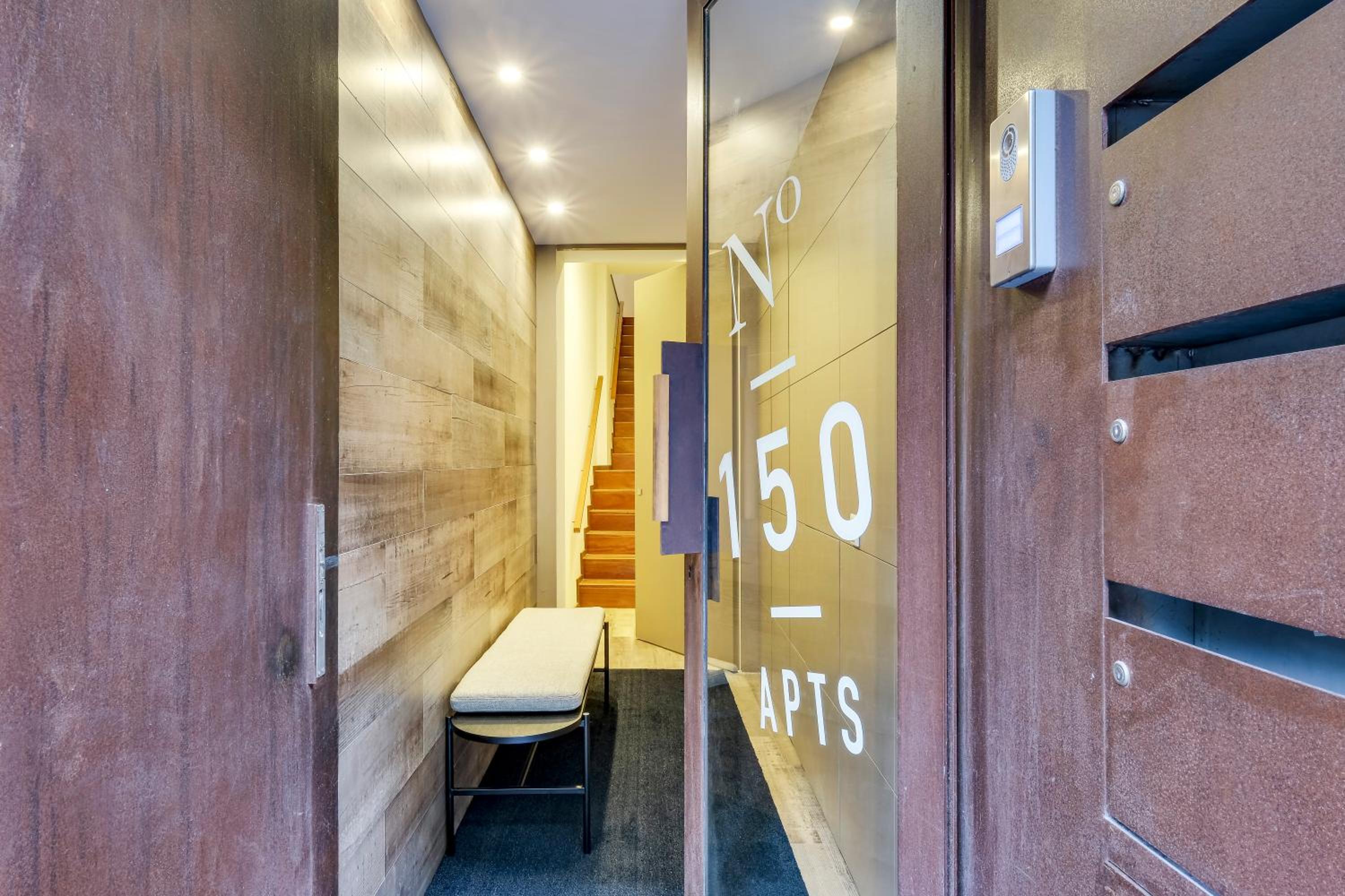 Nº150 Apartment Duplex with terrace view 2