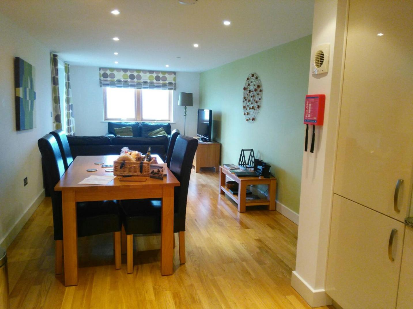 South Fistral Seaview 2-bed Apartment view 2