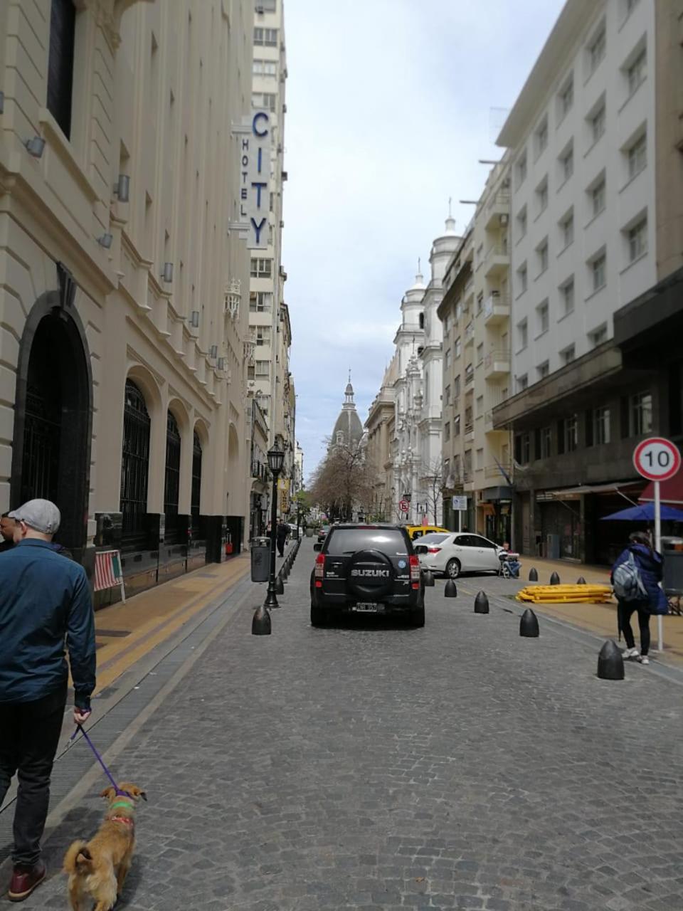 BairesTop con 2 dormitorios y estacionamiento