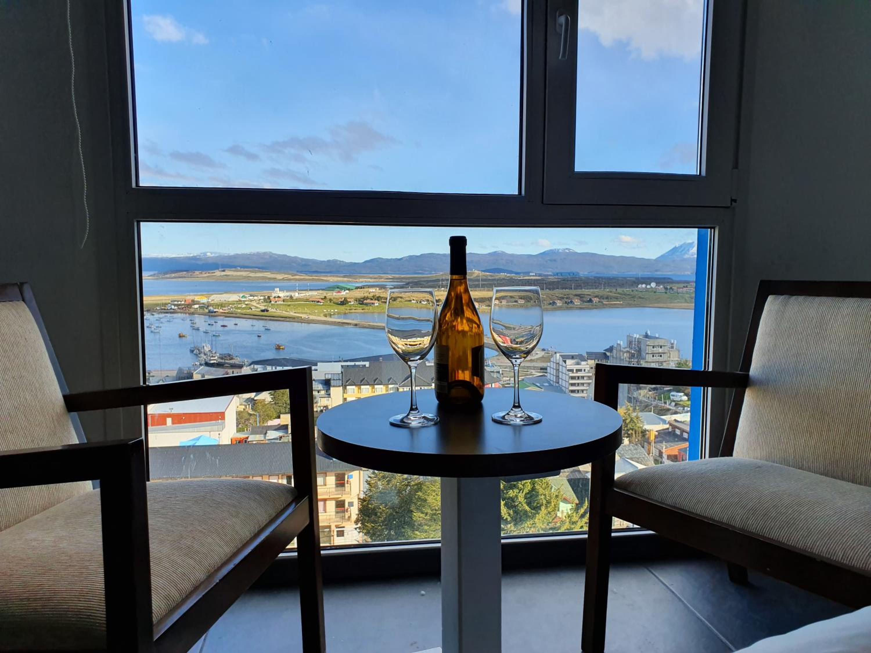 LiveUshuaia Beagle View
