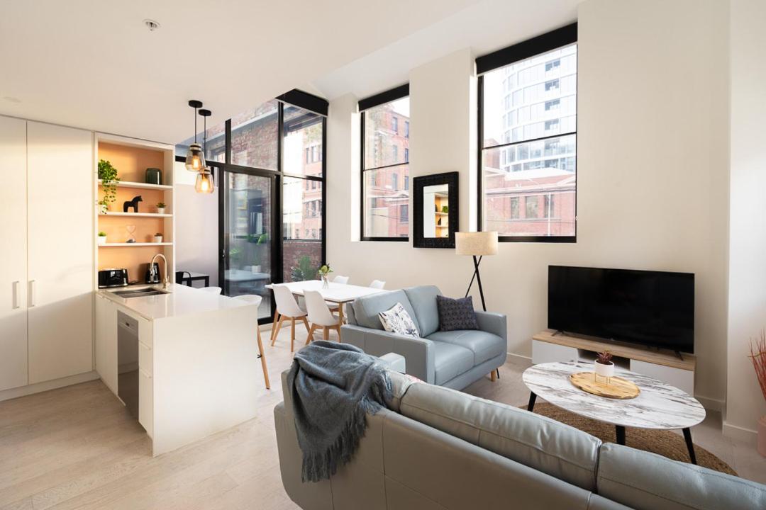 Bond Quarter Loft view 3