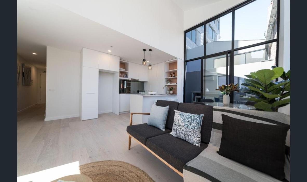 Bond Quarter Loft view 5