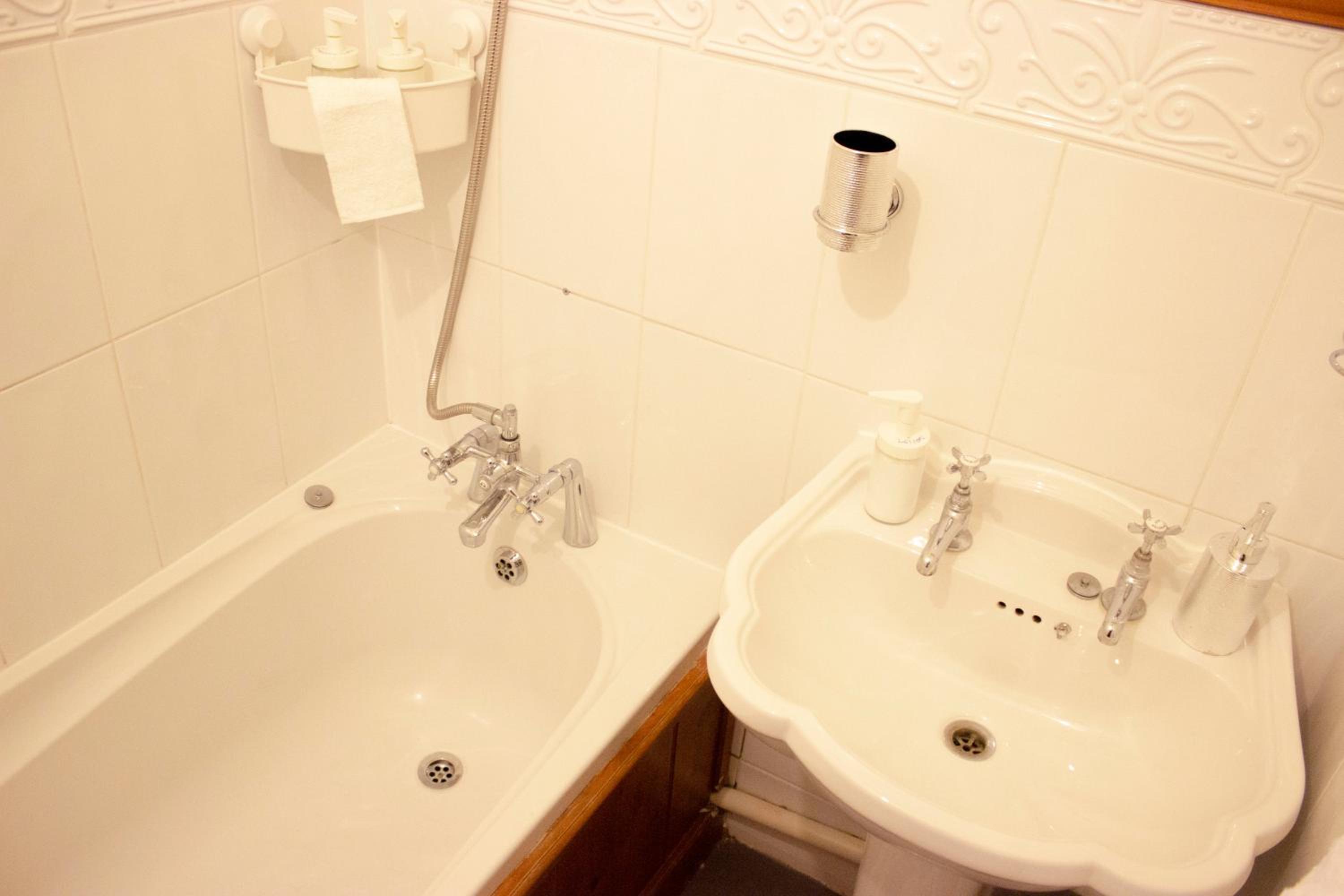 Kempston Cosy Lodge