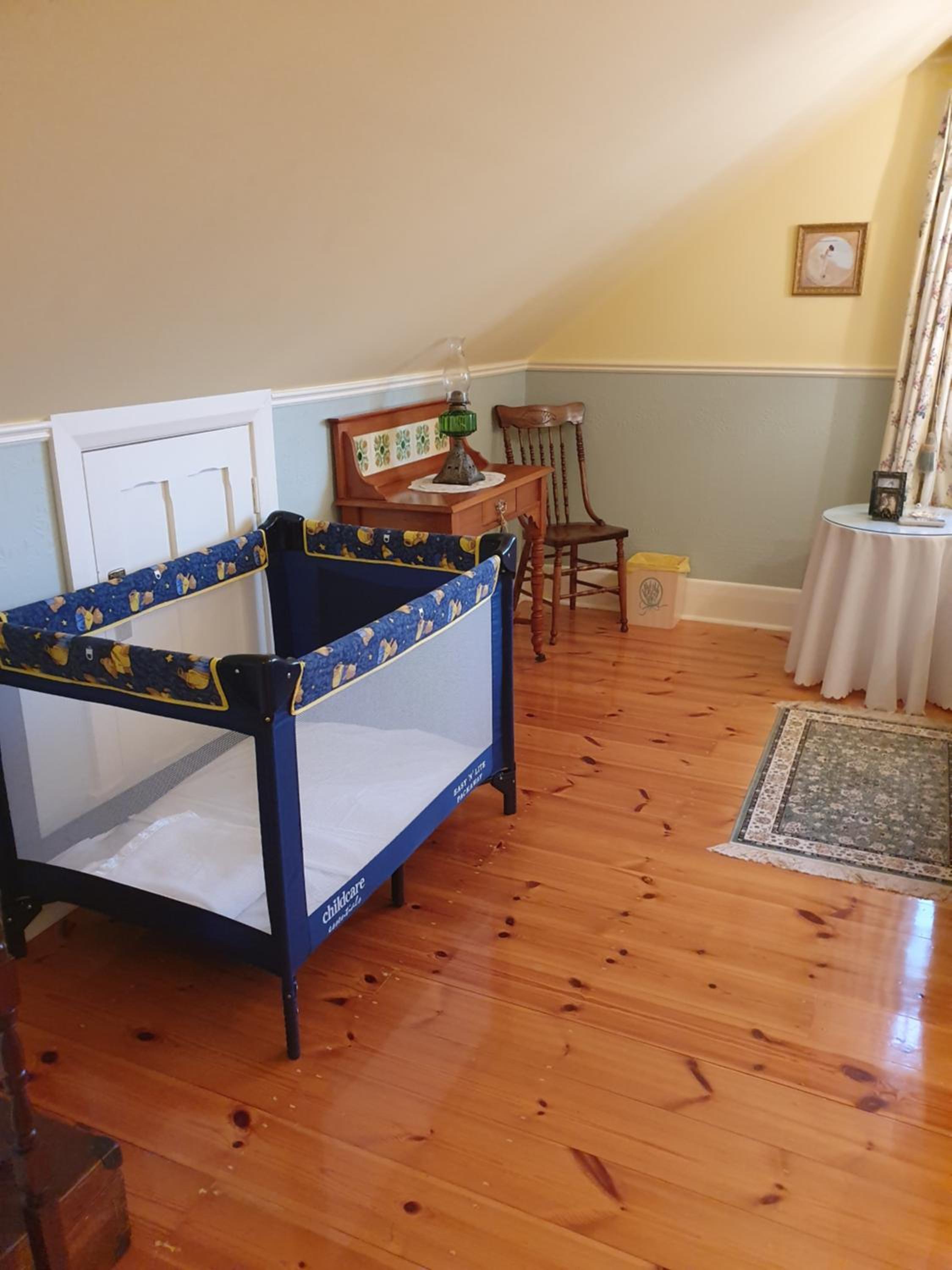 Water Bay Villa Bed & Breakfast