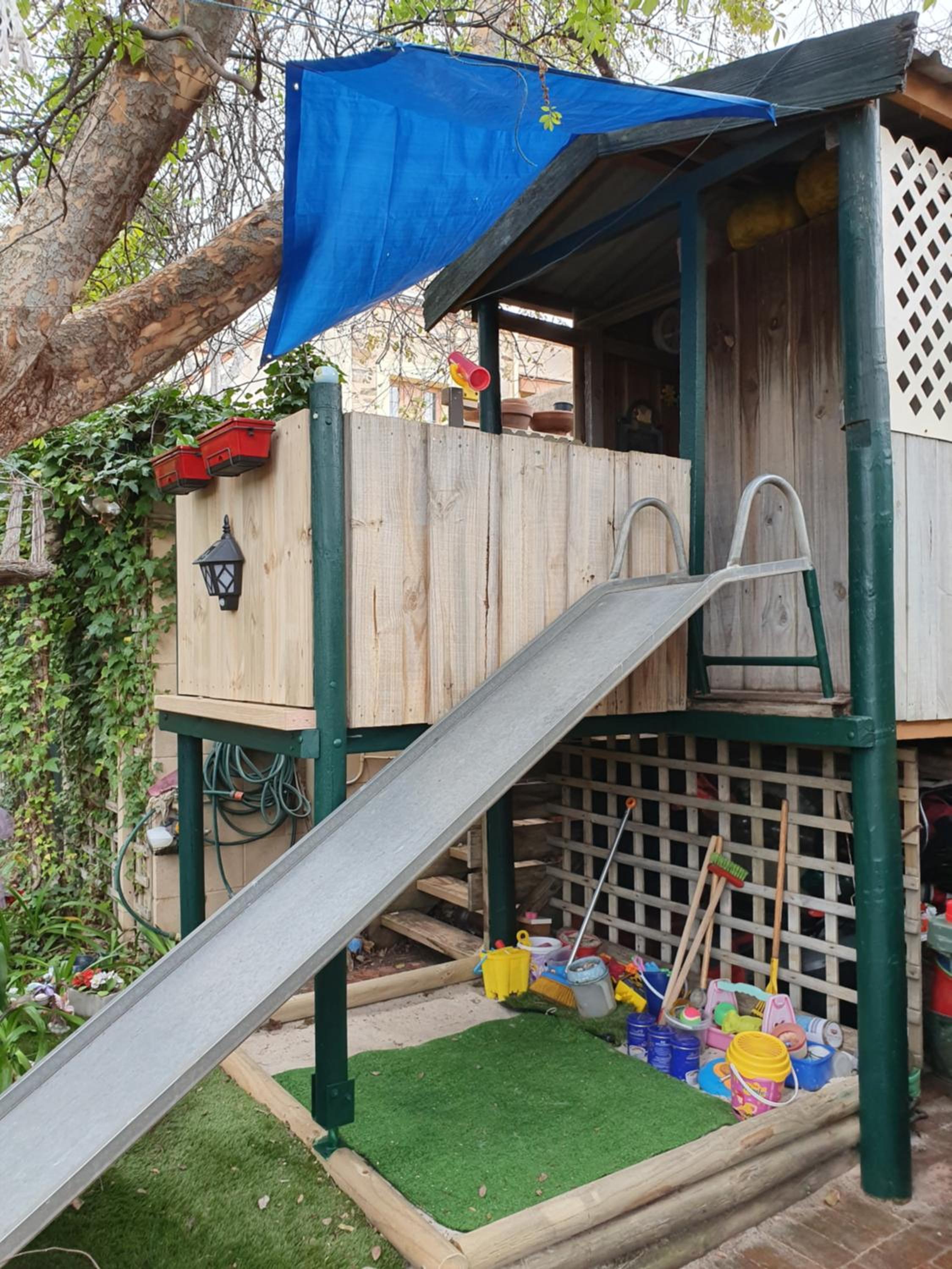 Water Bay Villa Bed & Breakfast