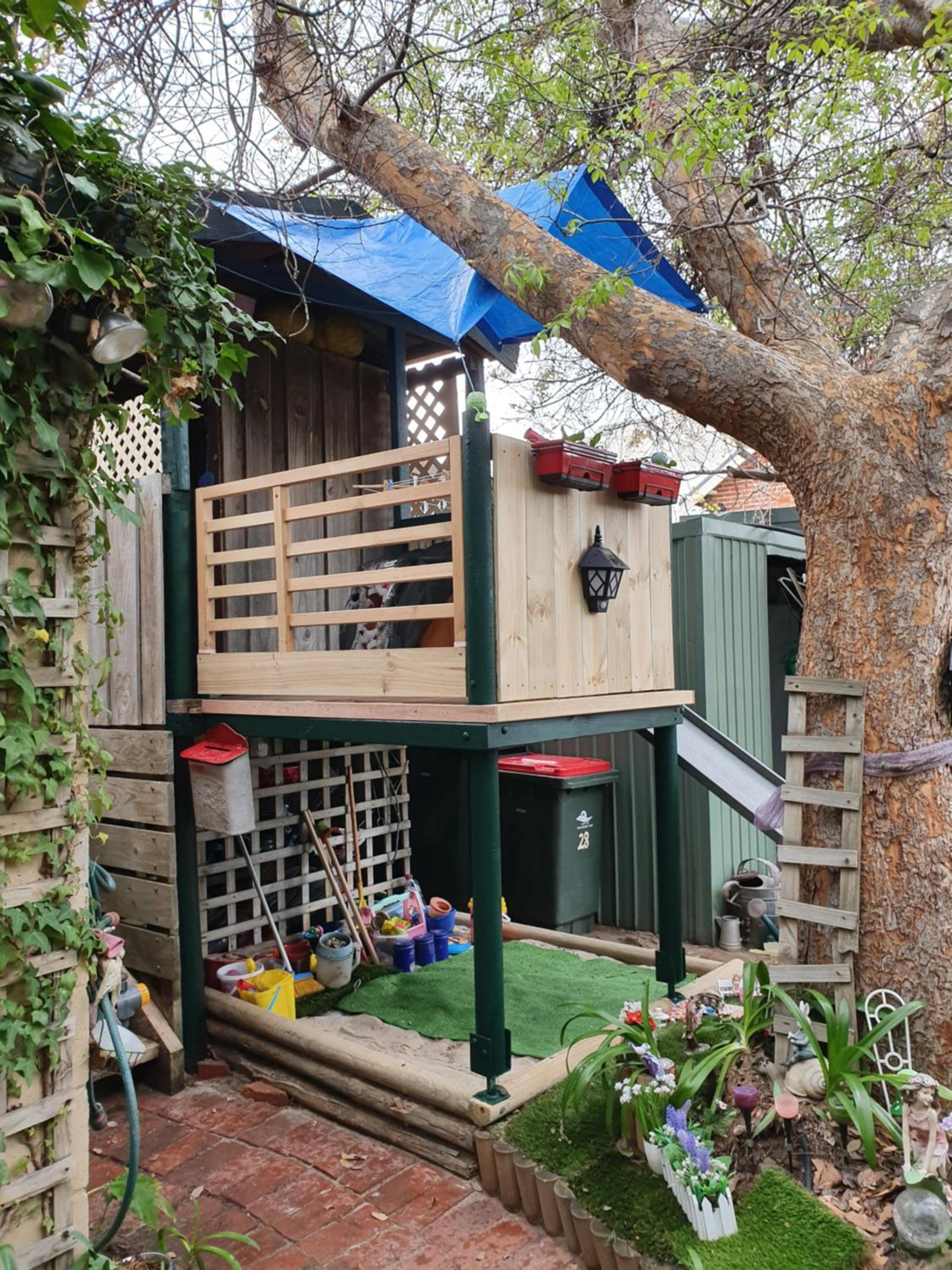 Water Bay Villa Bed & Breakfast