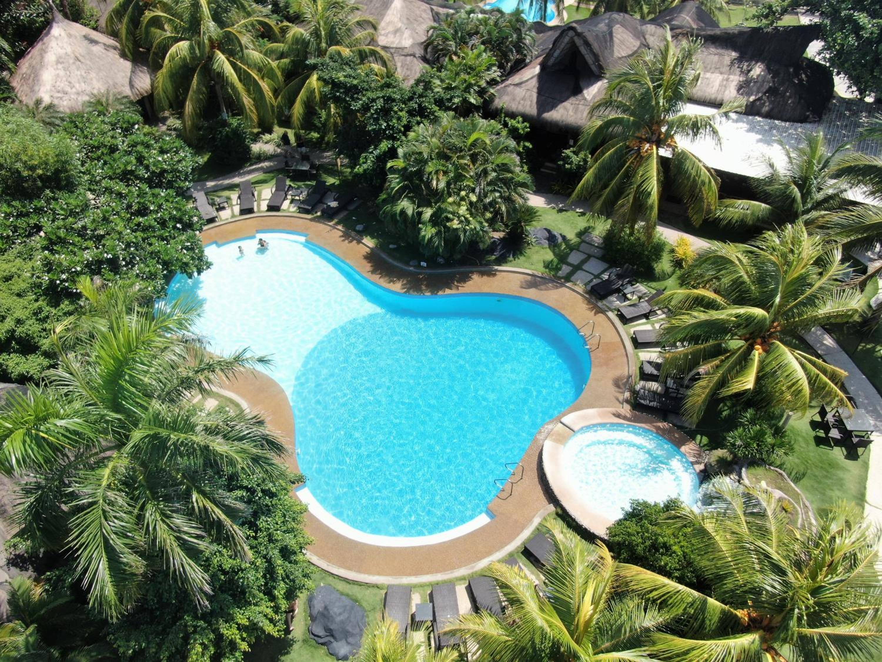 Thalatta Resort