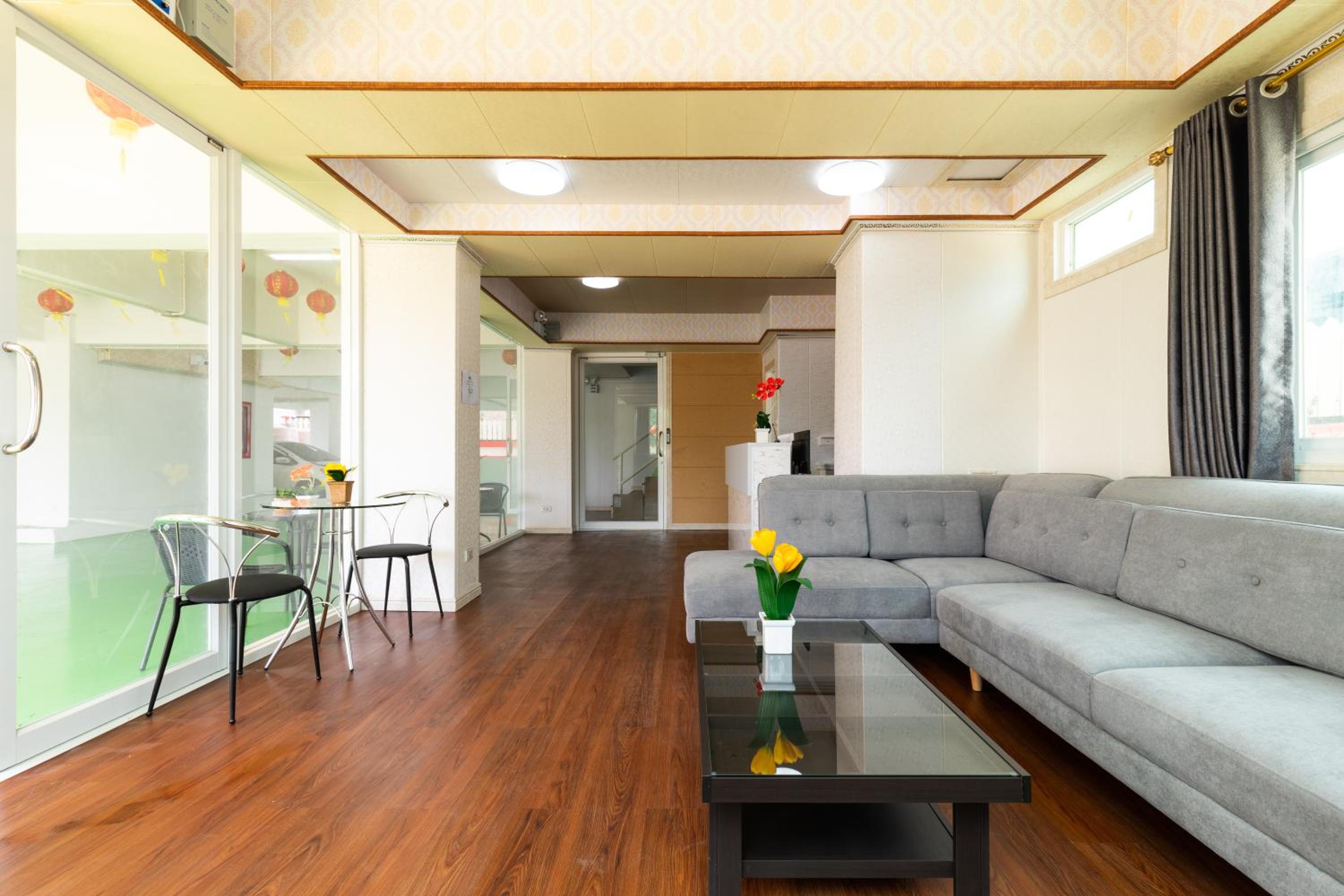 Sukhumvit 101 HOTEL