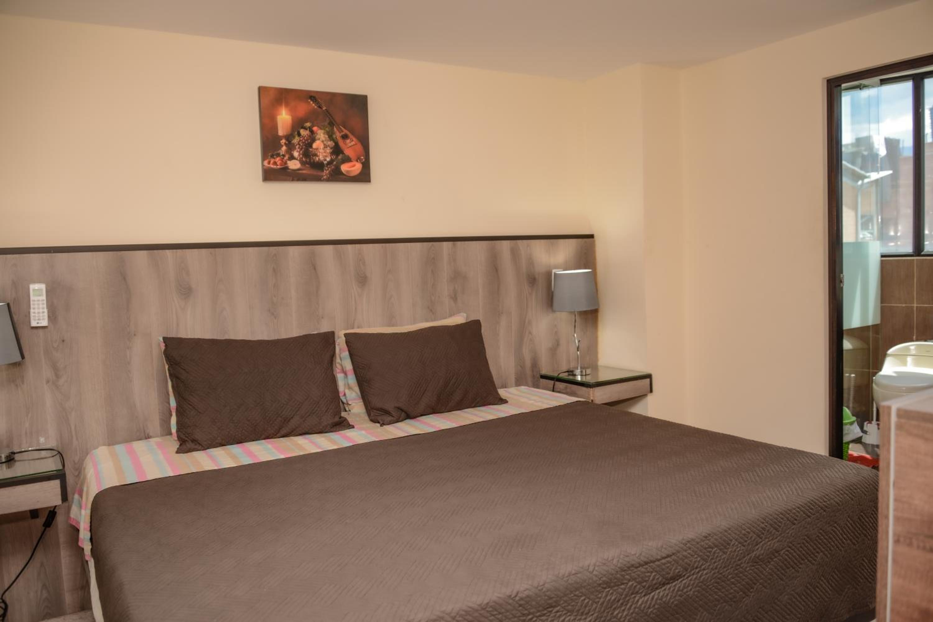The 9's Apartahotel