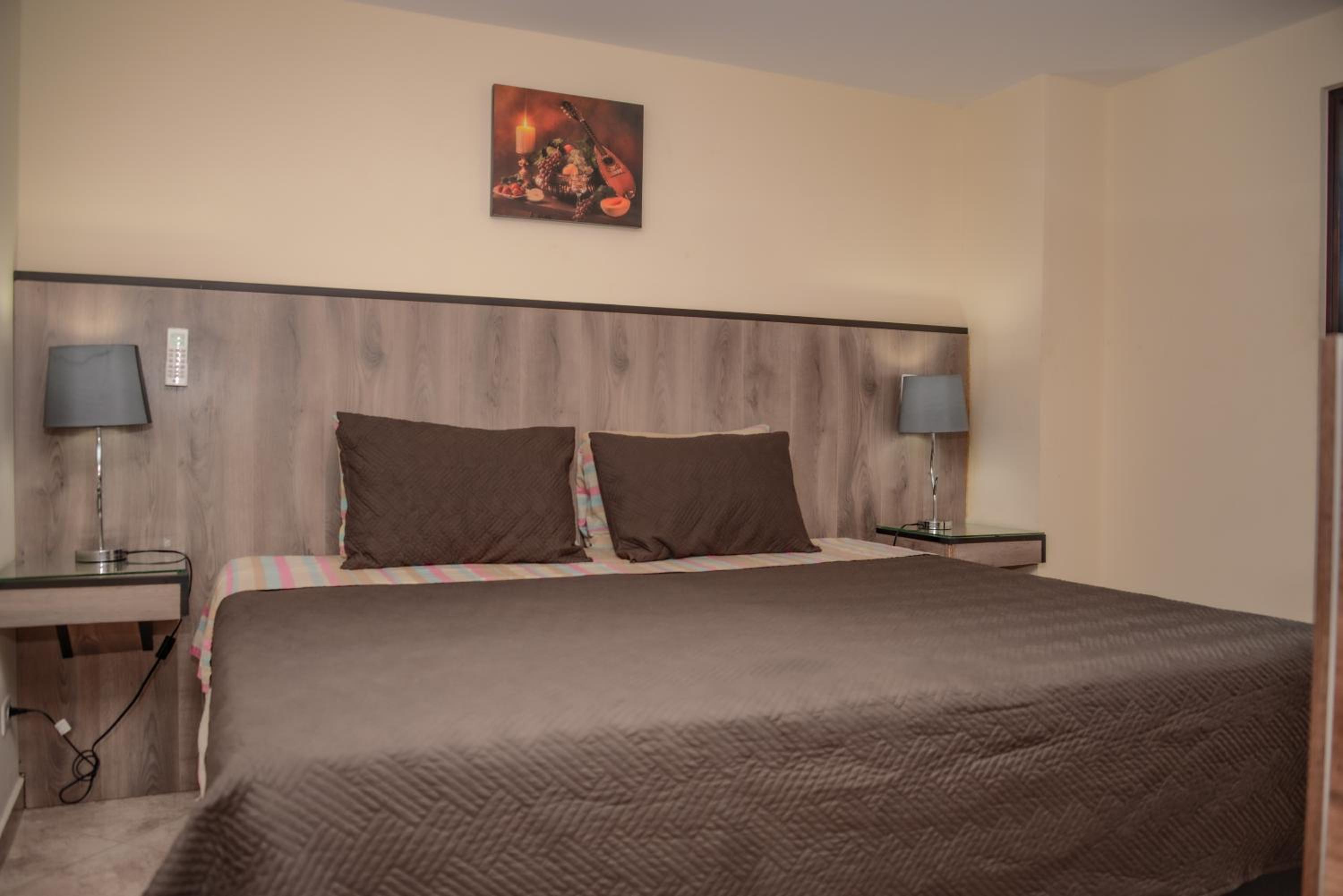 The 9's Apartahotel