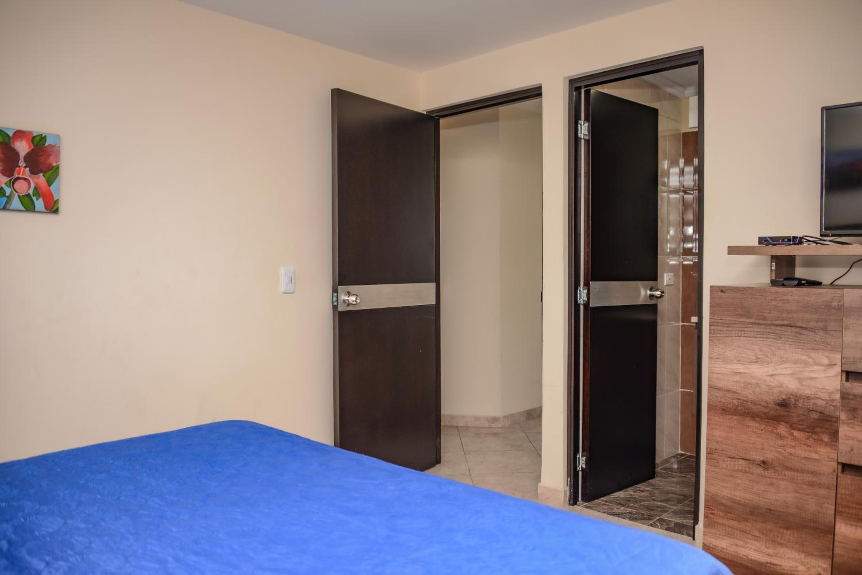 The 9's Apartahotel