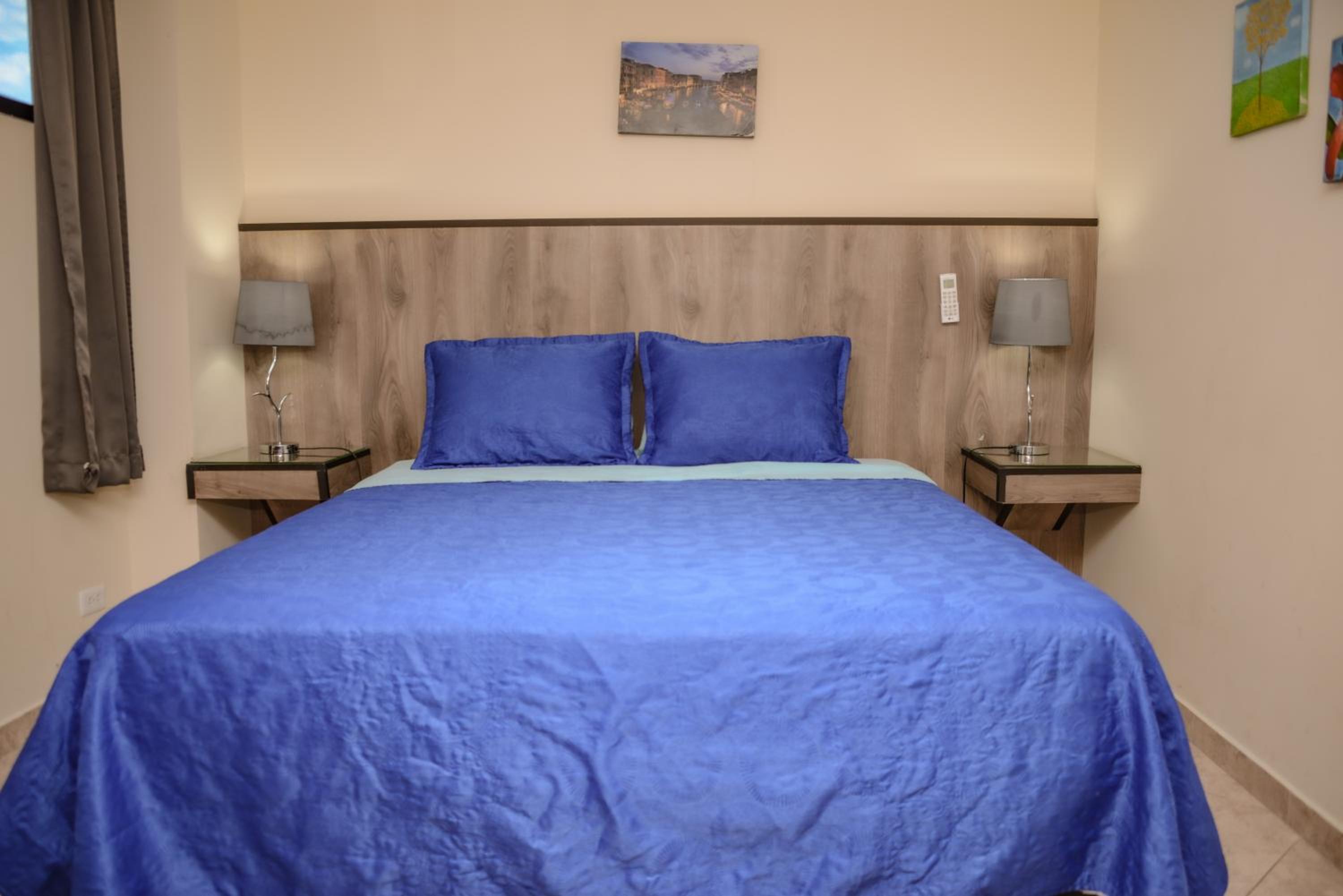 The 9's Apartahotel