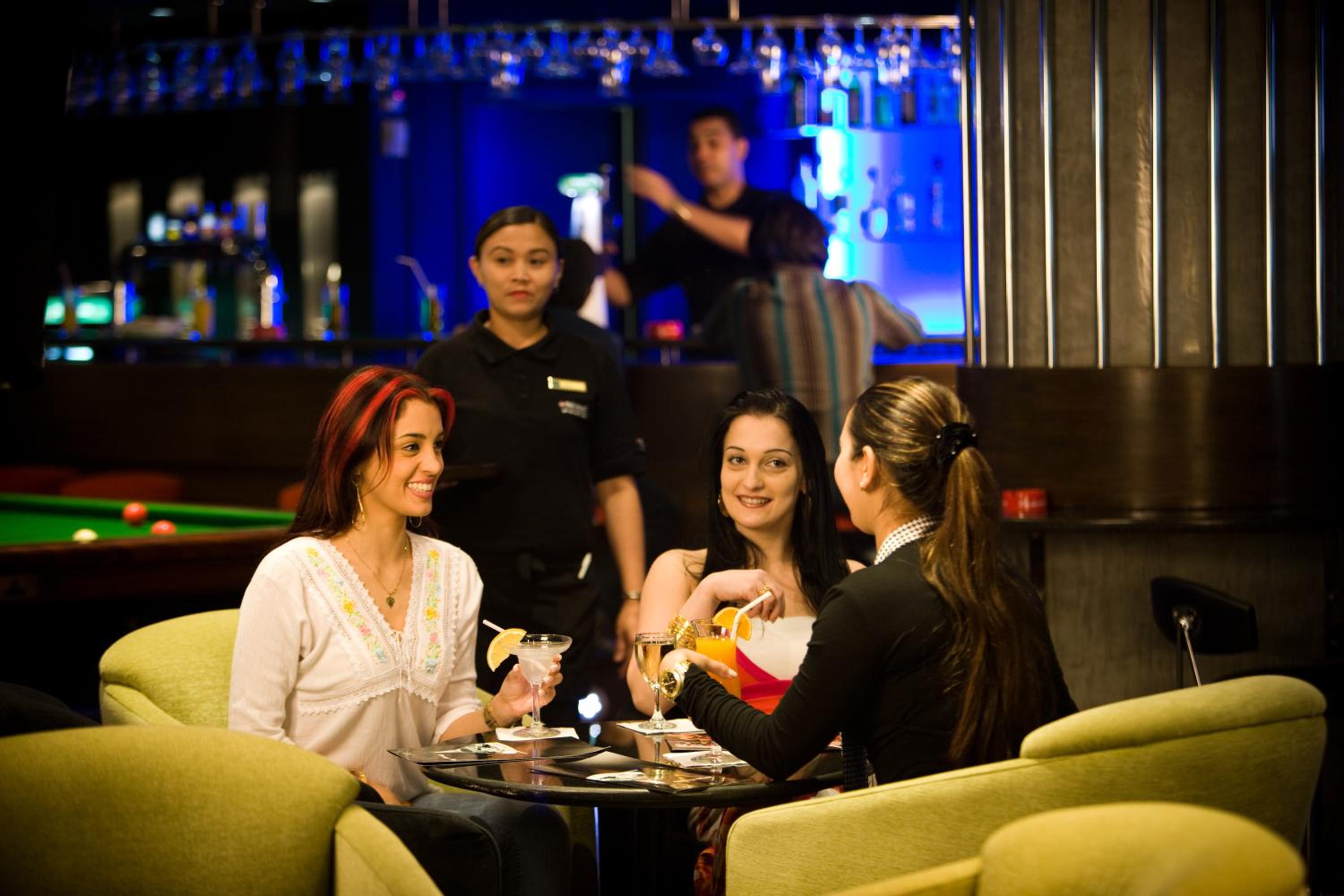 bar