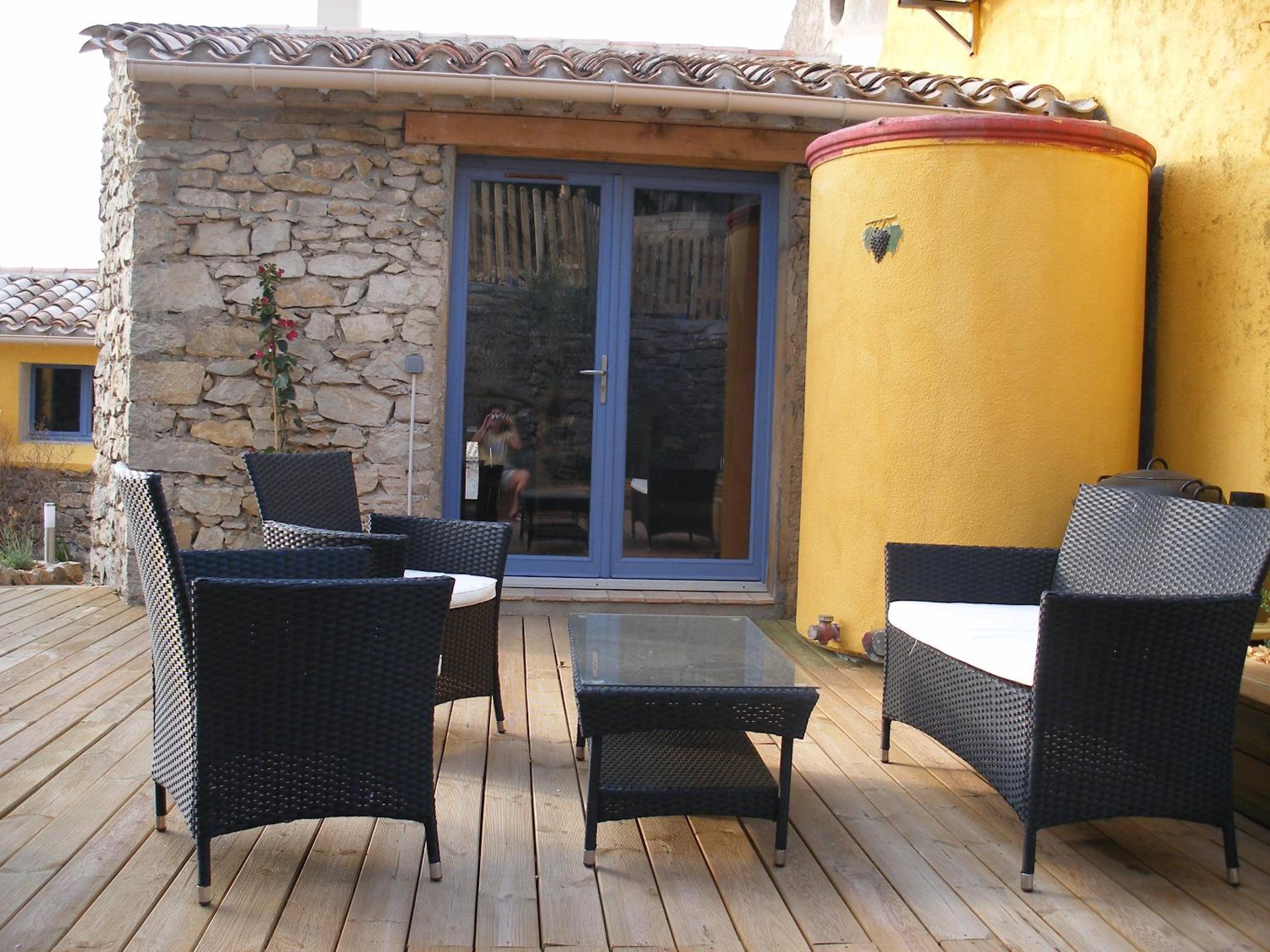 Photo 6