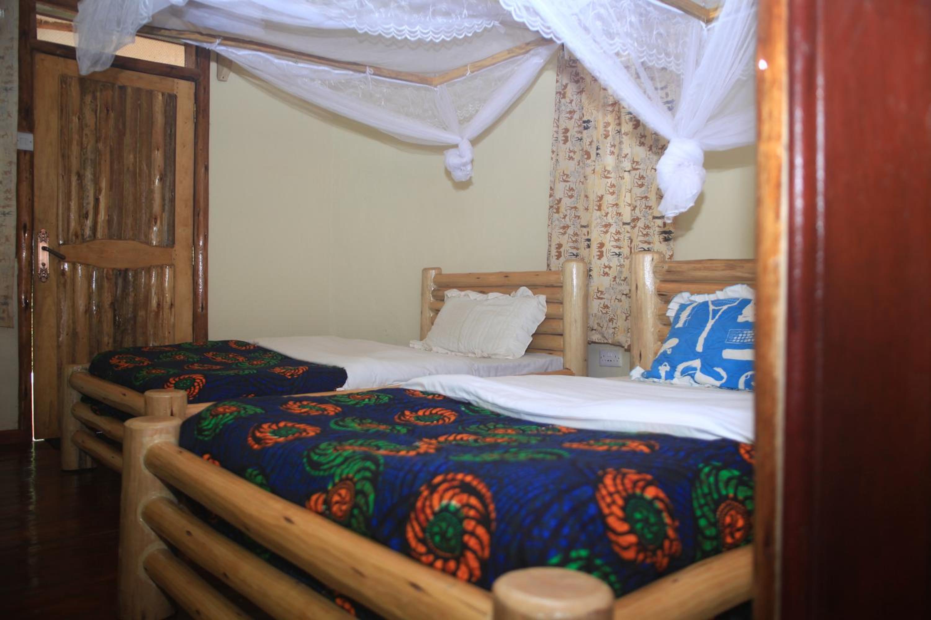 Elite Backpackers Services