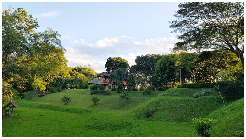 Baan Sakuna Hotel