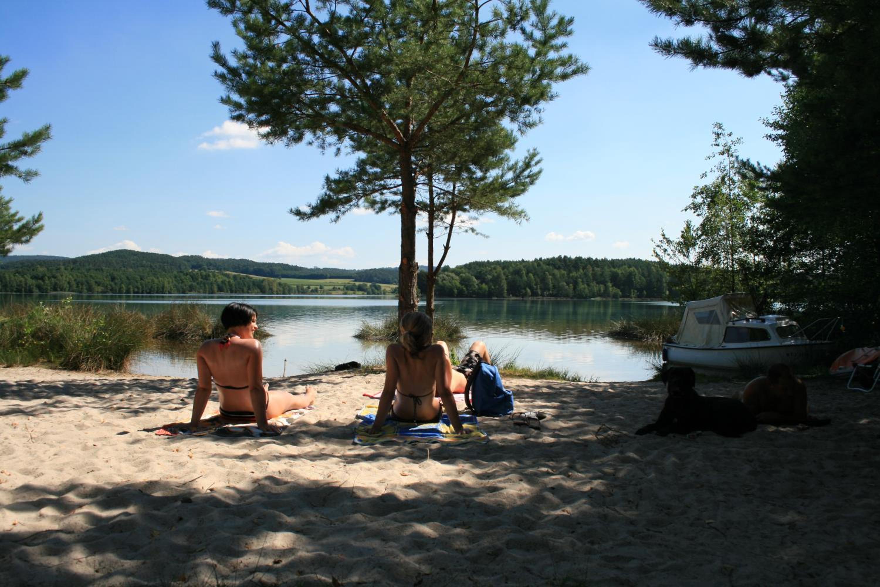 SUNNYHOME Ferienwohnung am Brückelsee view 3