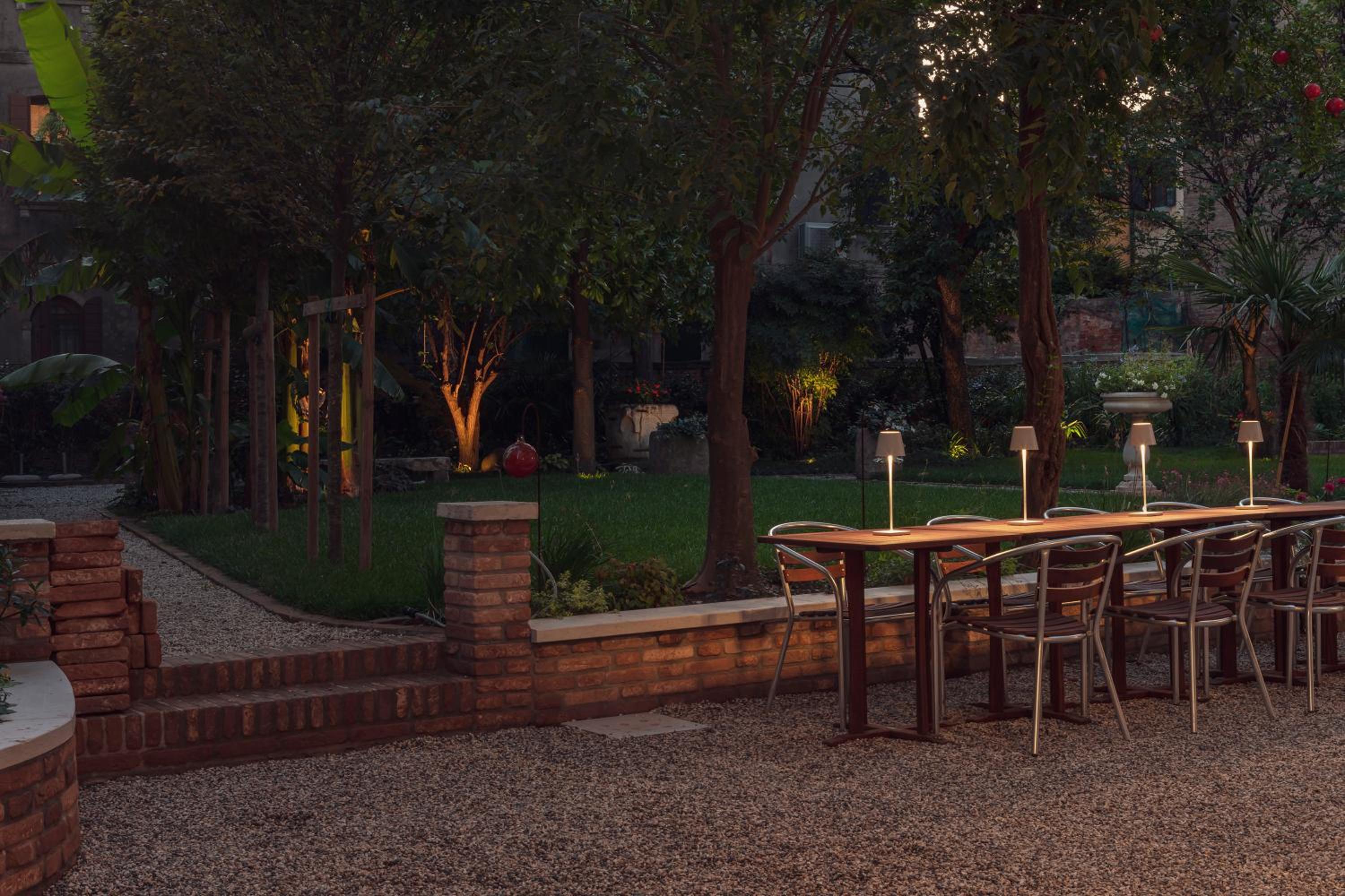 Cinqueteste Luxury Home