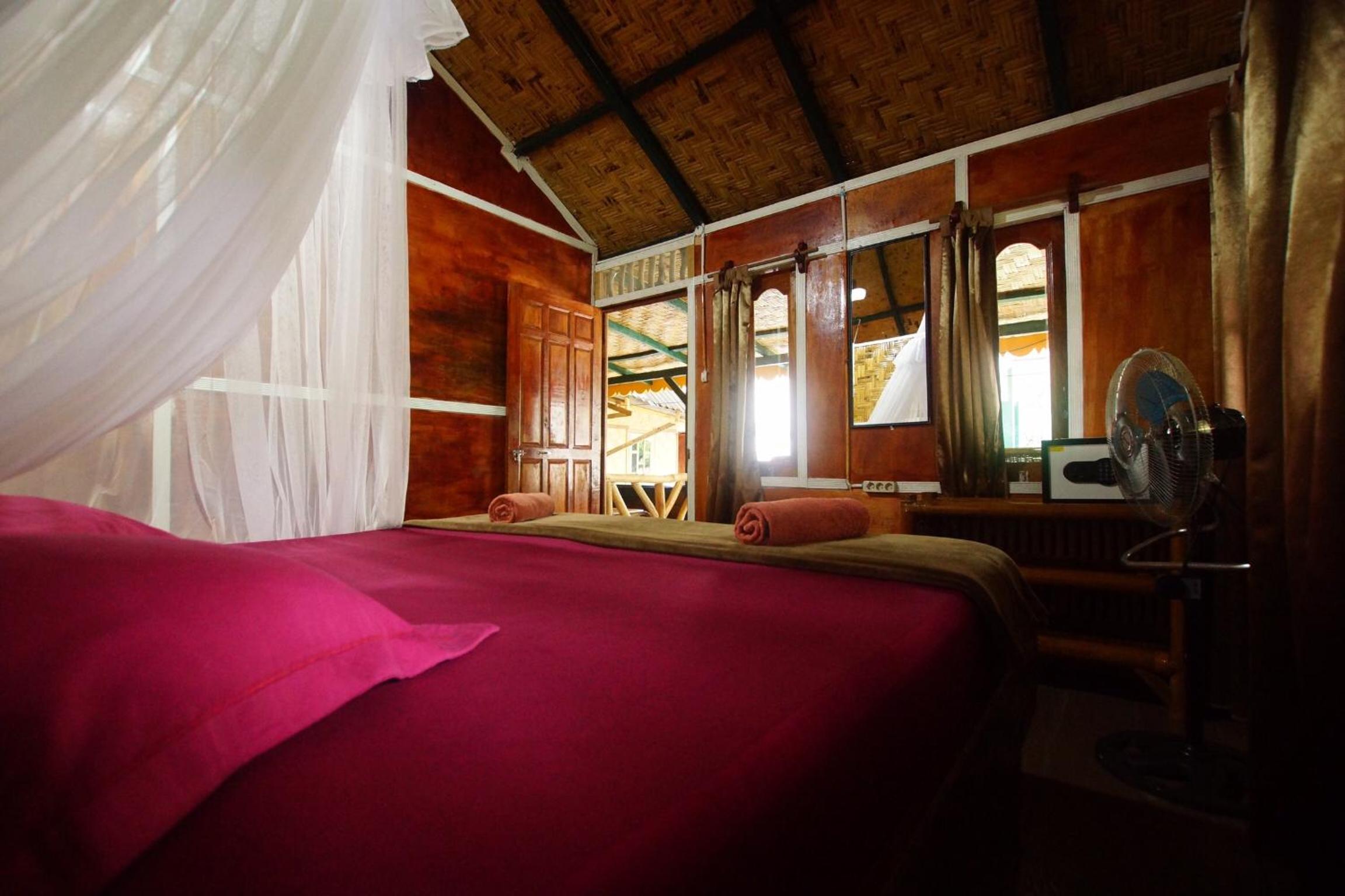 Indra Valley Inn Bukit Lawang