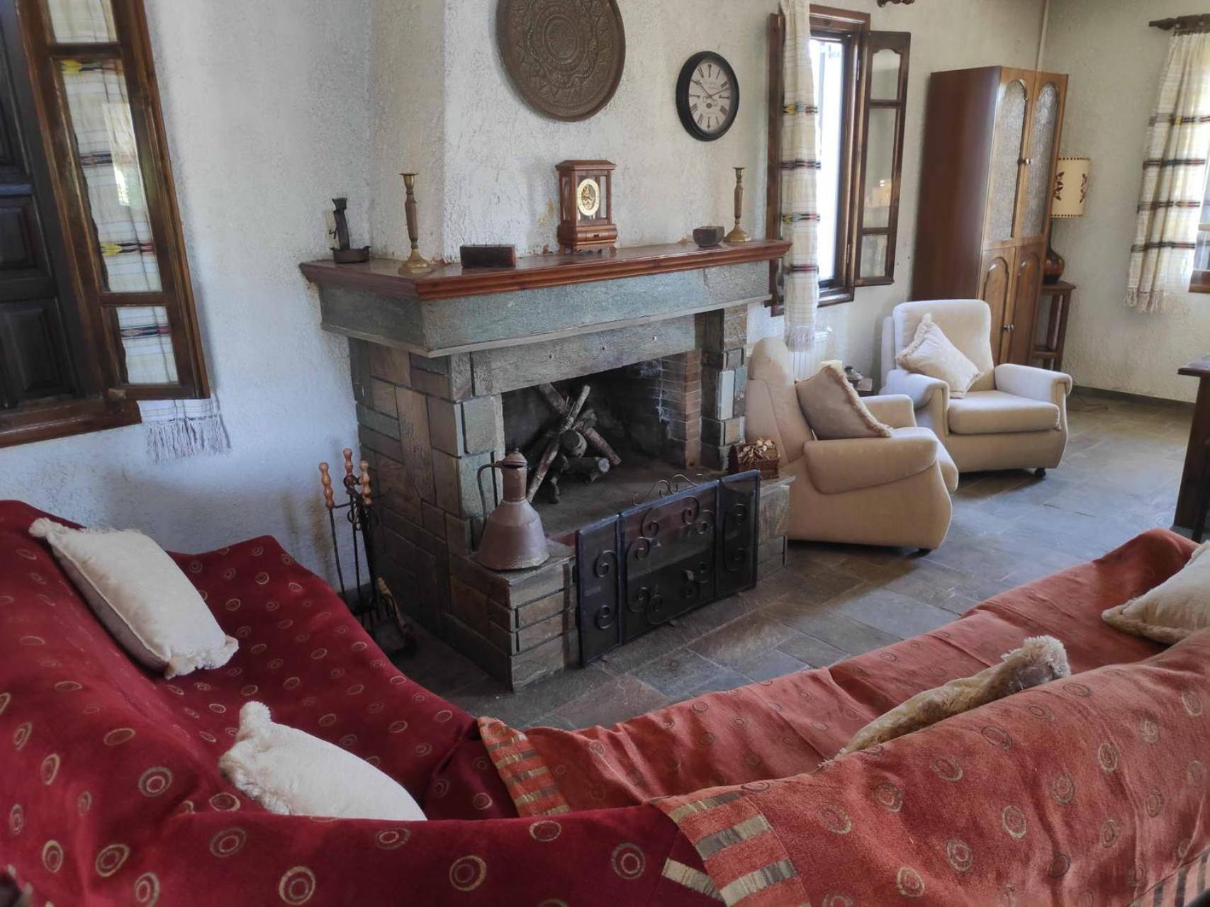 Friends / Family Relaxing country house, Chalkida view 2