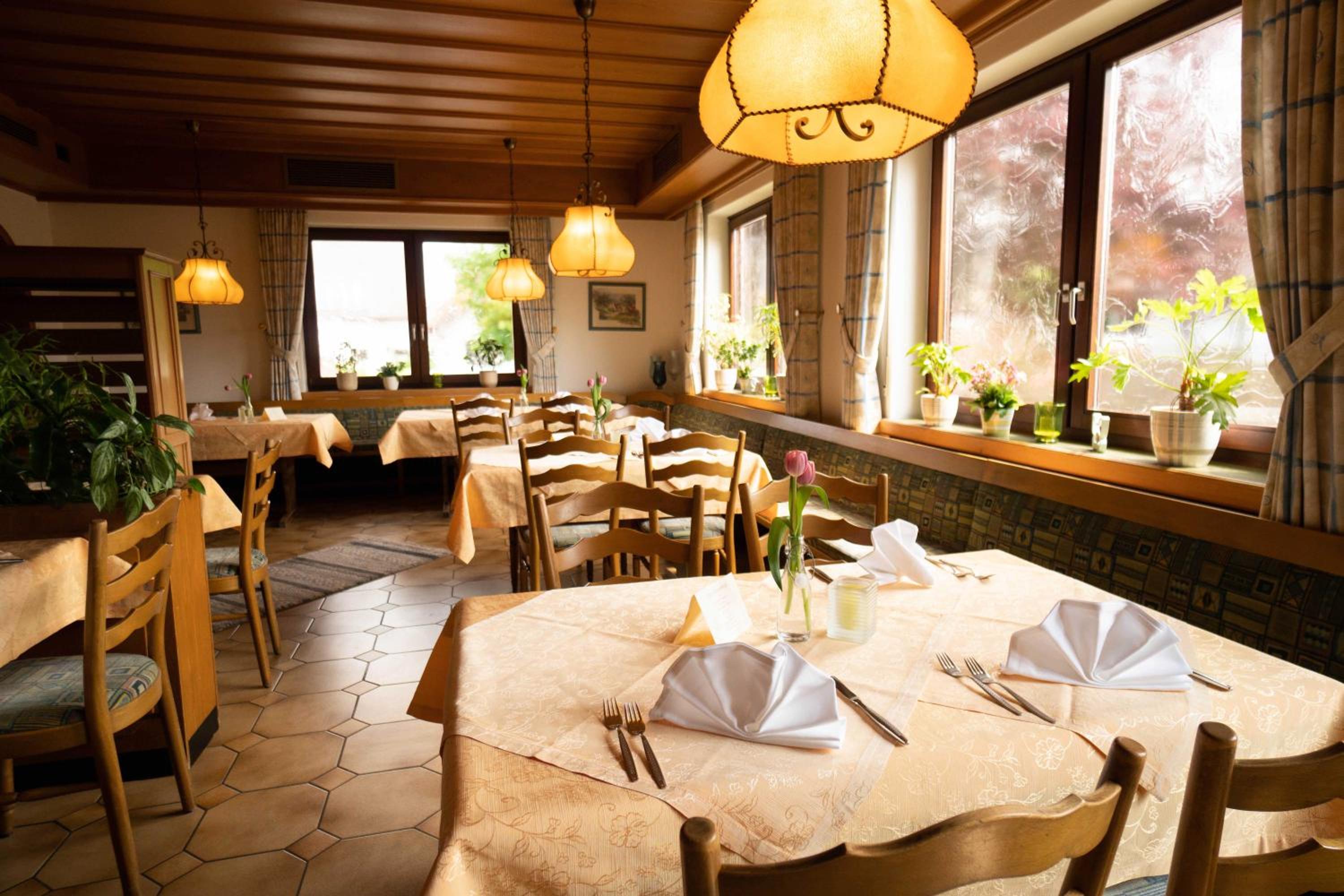 Gasthaus zum Rössel Lichtenau view 4