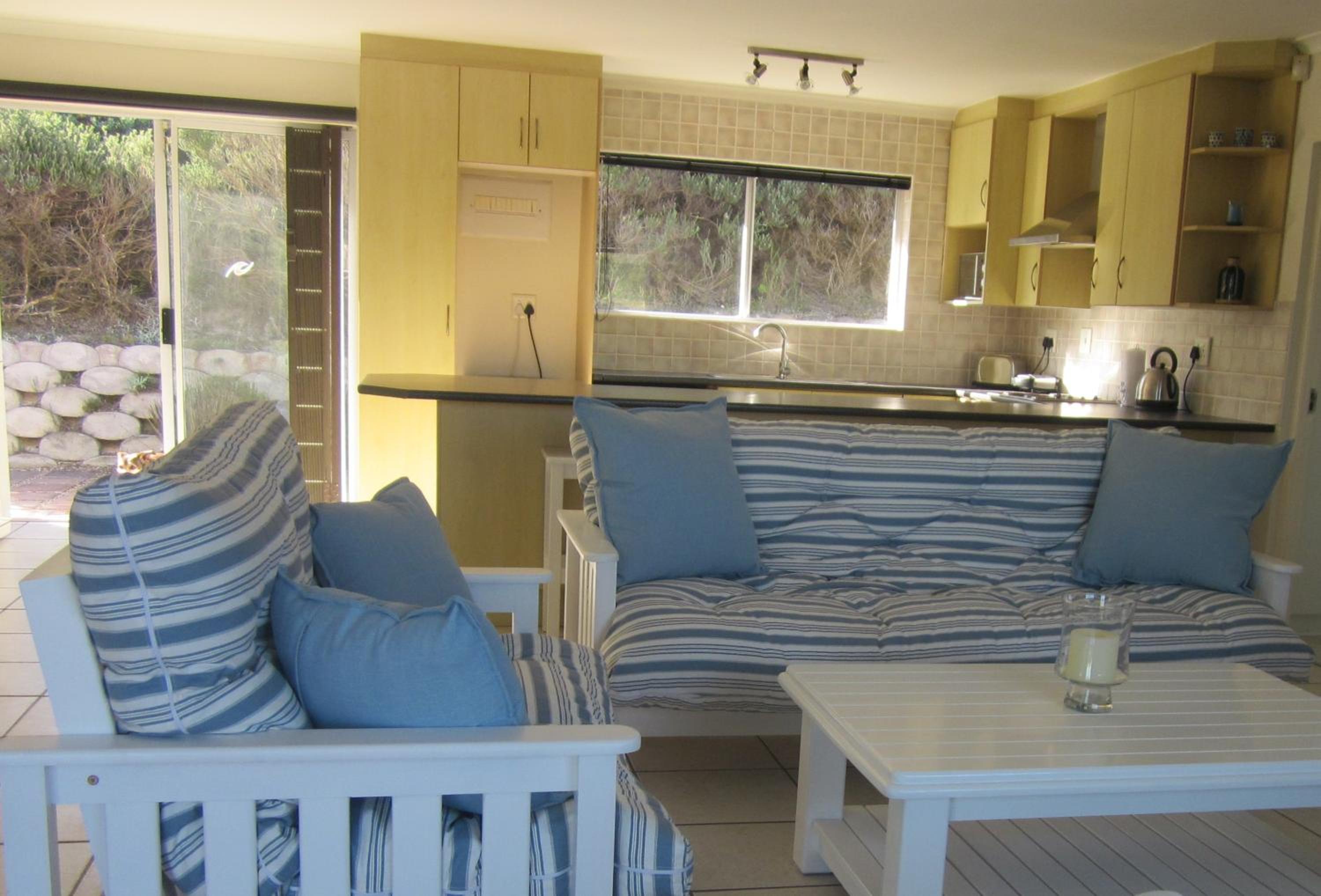 Modern Beach Cottage view 4