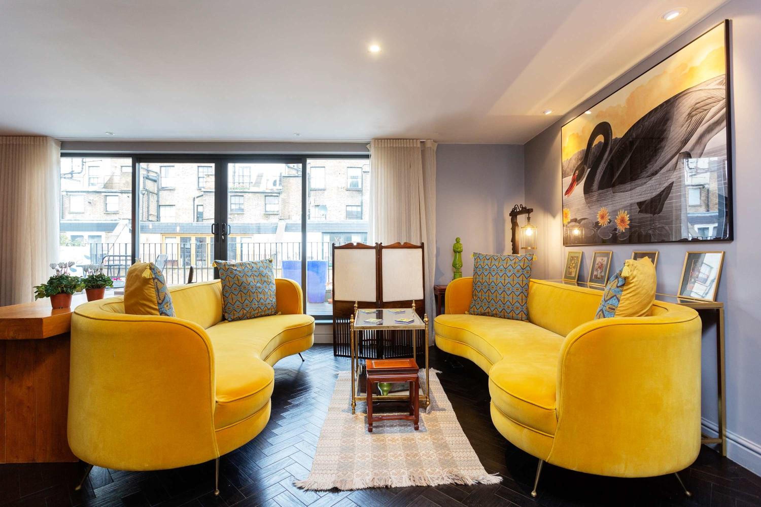 lounge