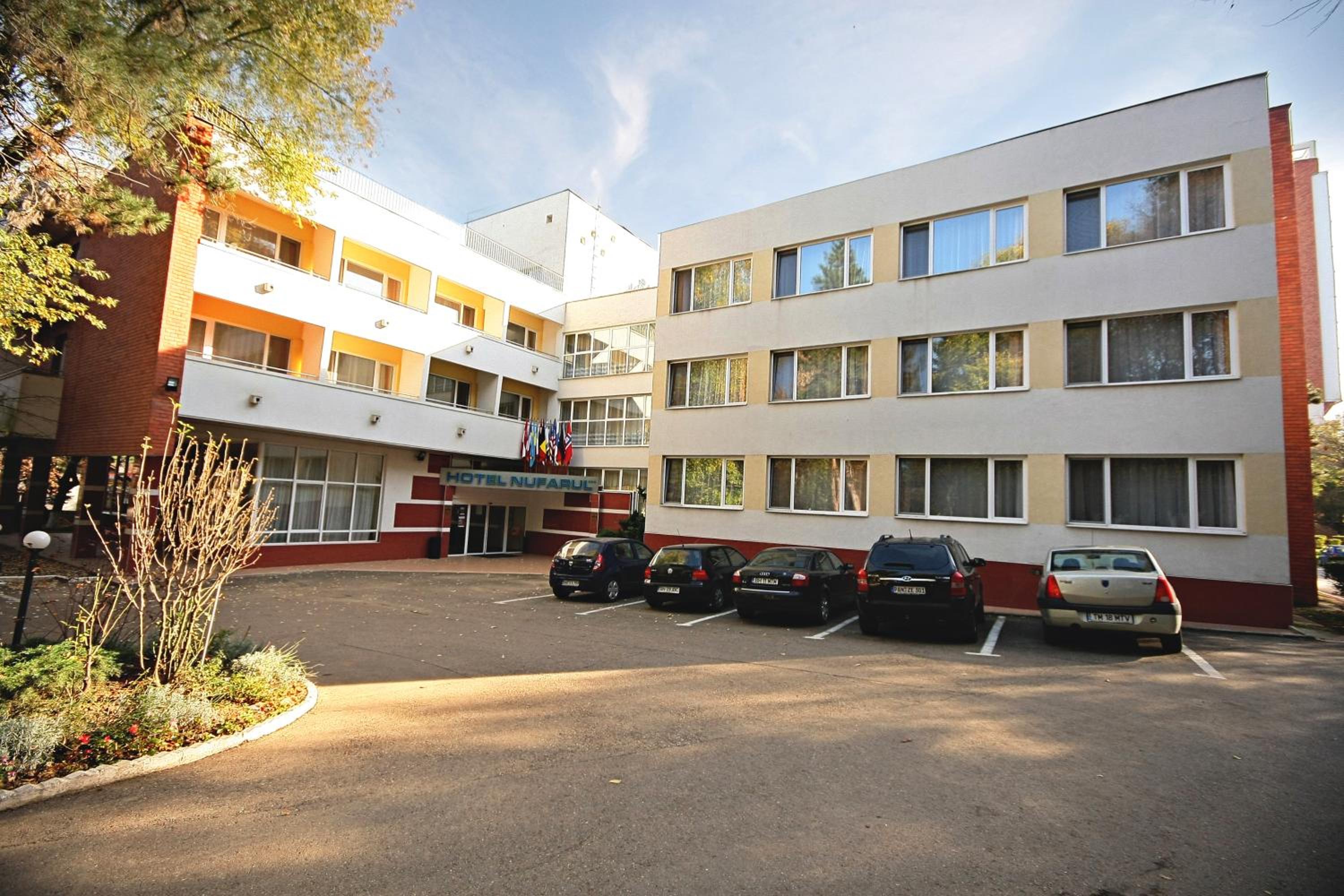 Hotel Nufarul - Image 1