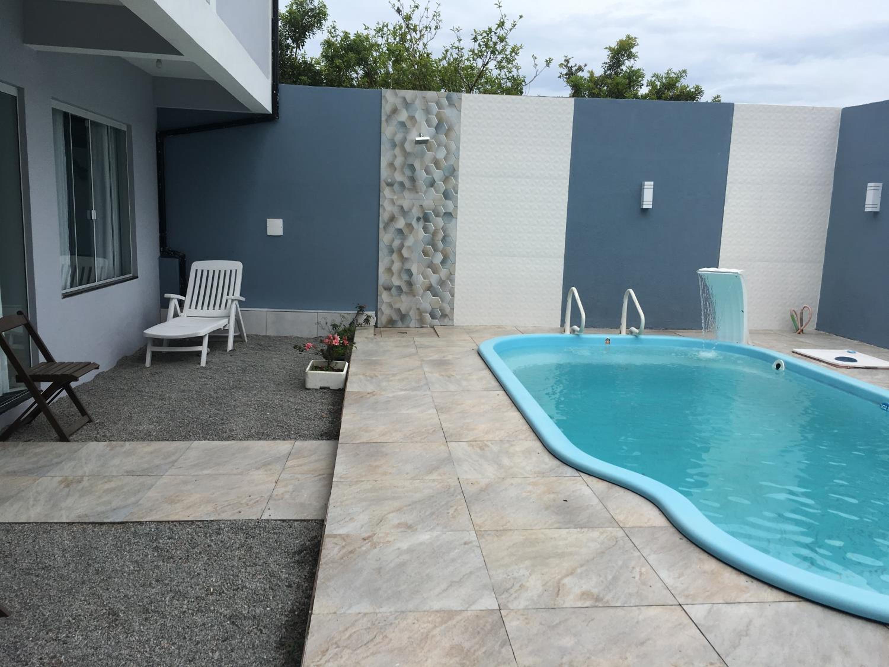 Casa com Piscina temporada