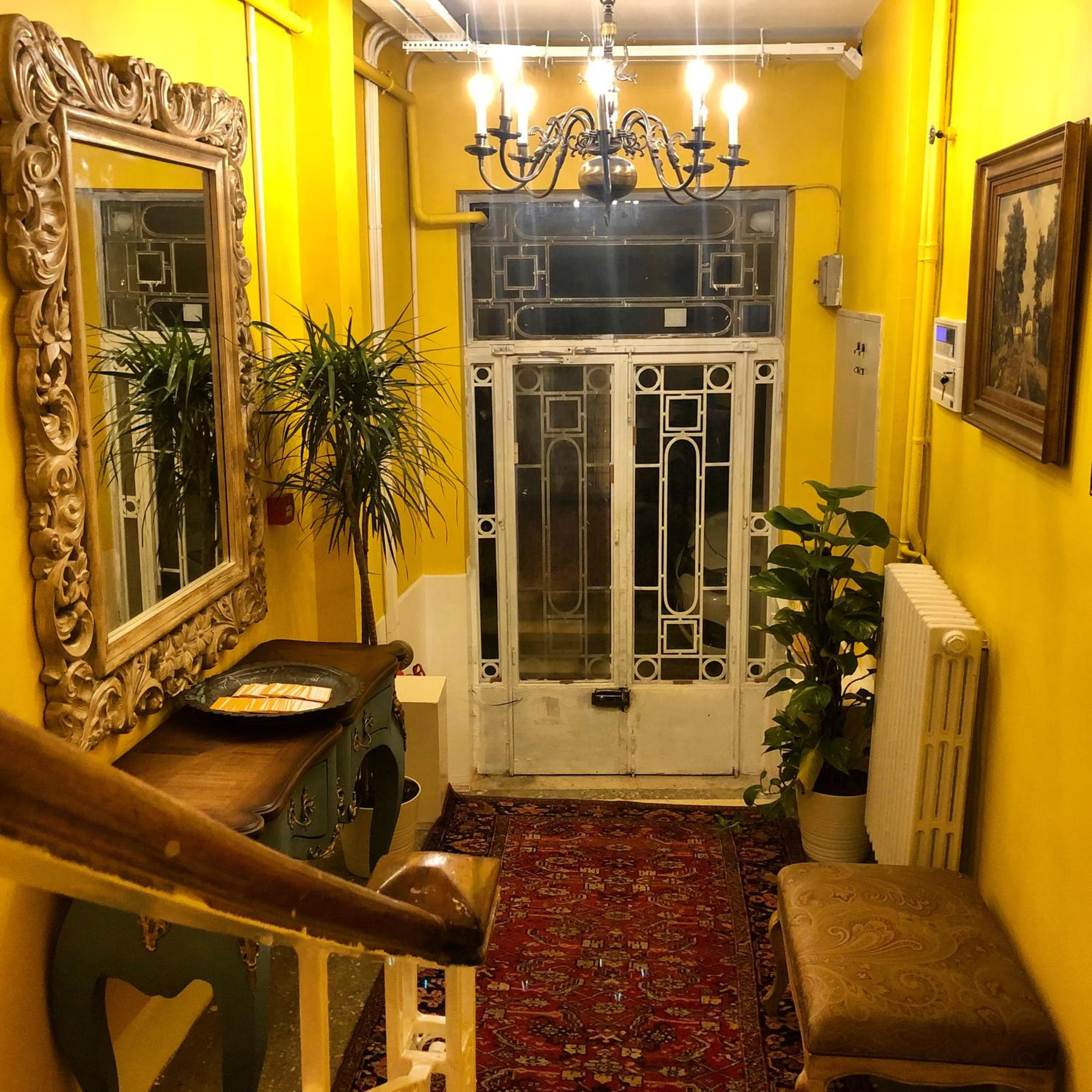 Mehmet Bey Süitleri - Image 42