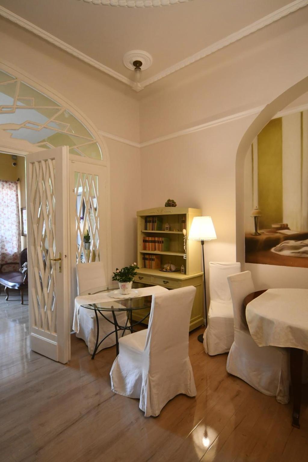 Tulipán Villa Panzió
