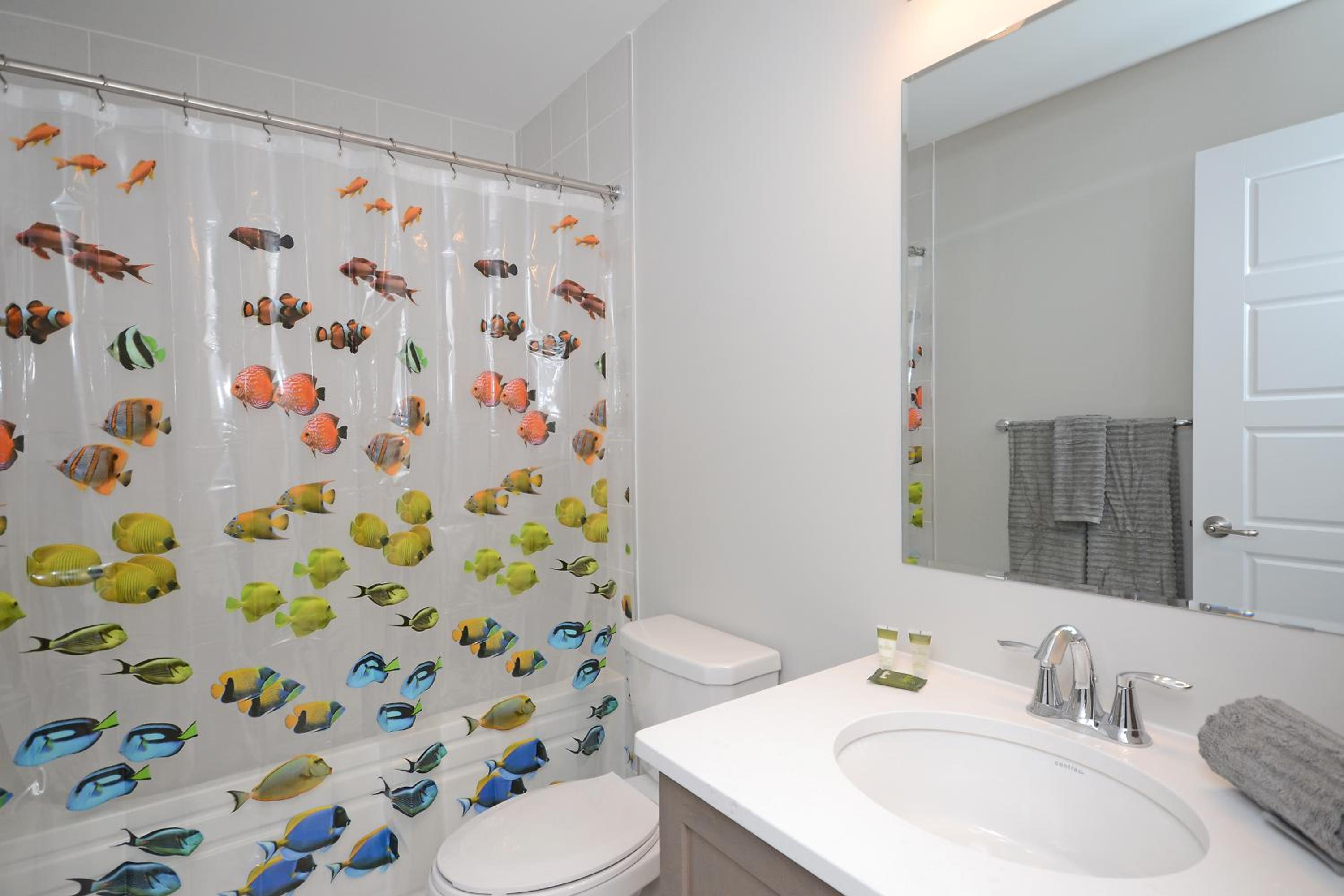 Royal Stays Townhome Collection - 3 Bedroom Townhome in Oakville - Property Image 37