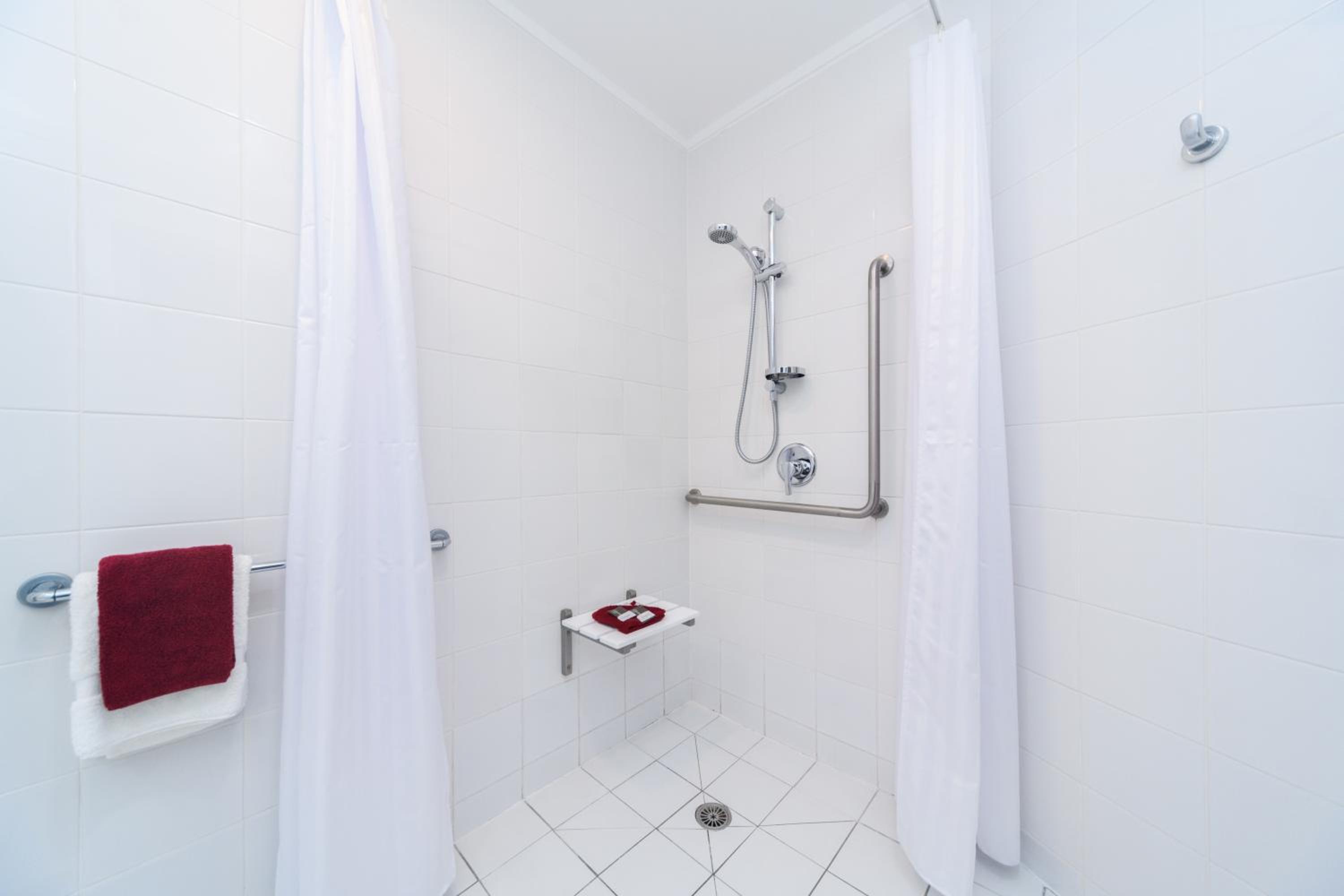 Aubyn Court Spa Motel