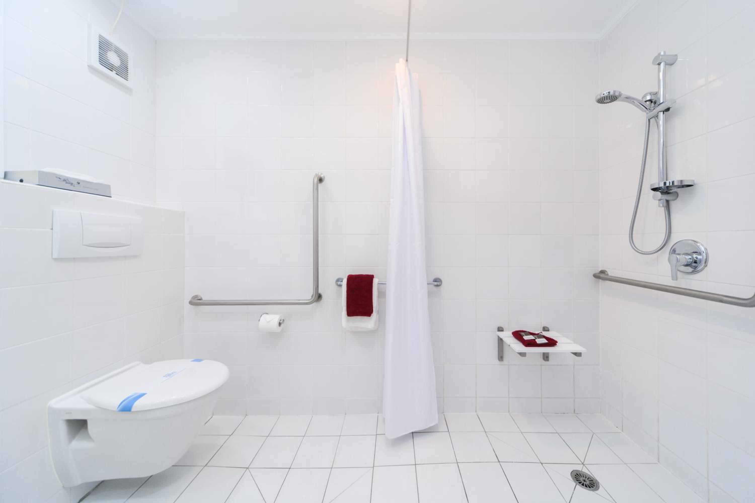 Aubyn Court Spa Motel