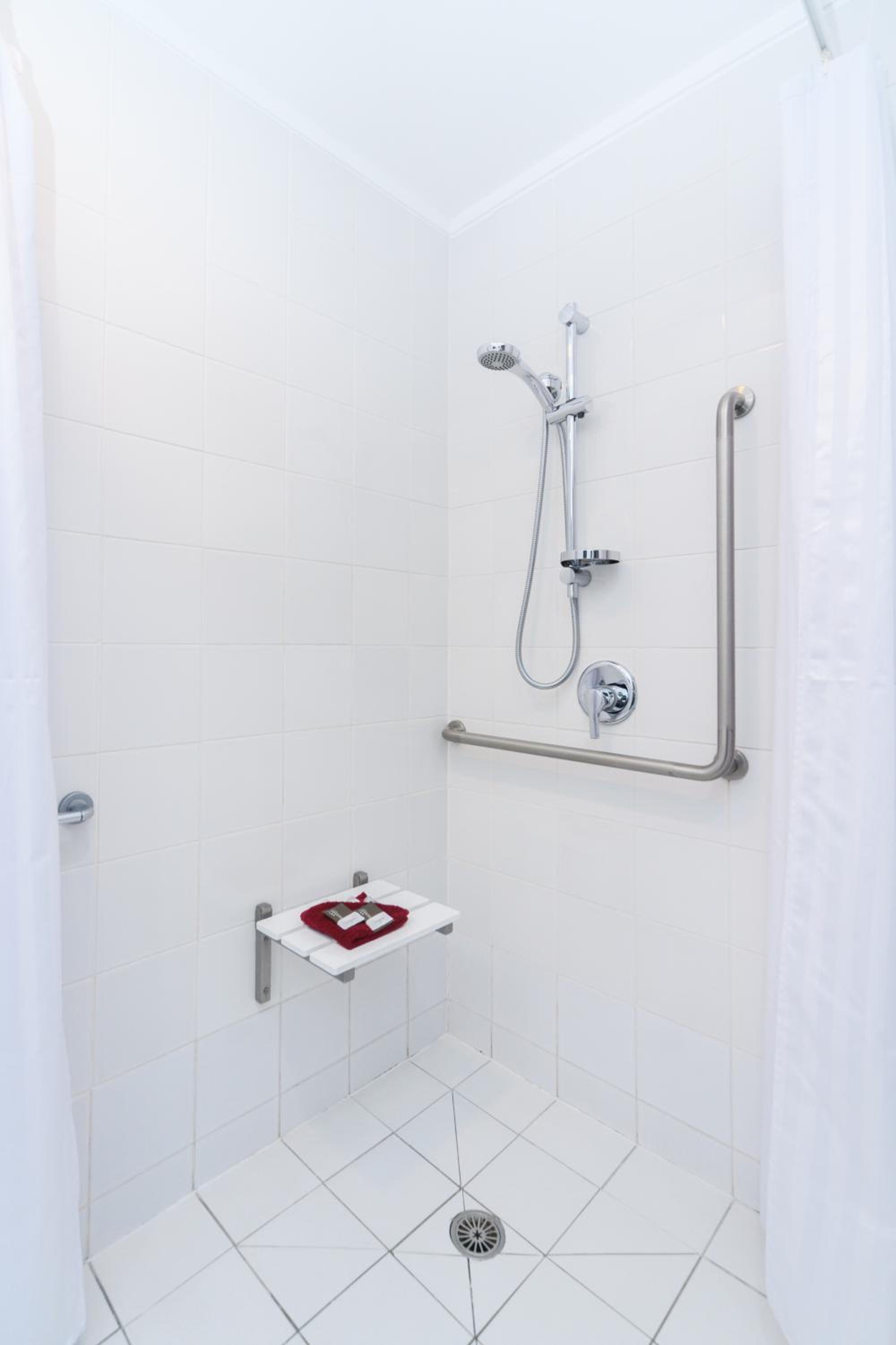 Aubyn Court Spa Motel
