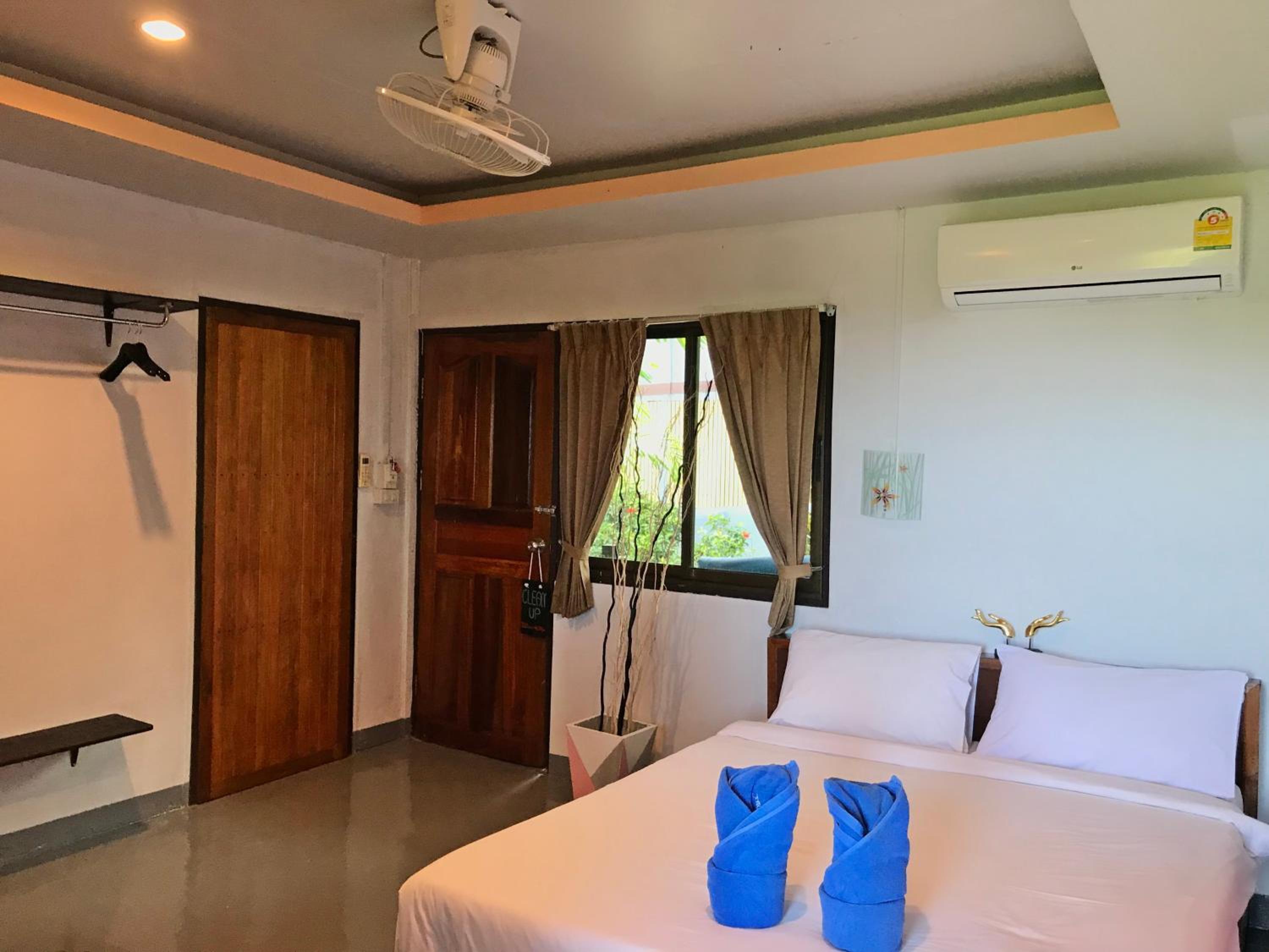 Lanta Halabala Resort