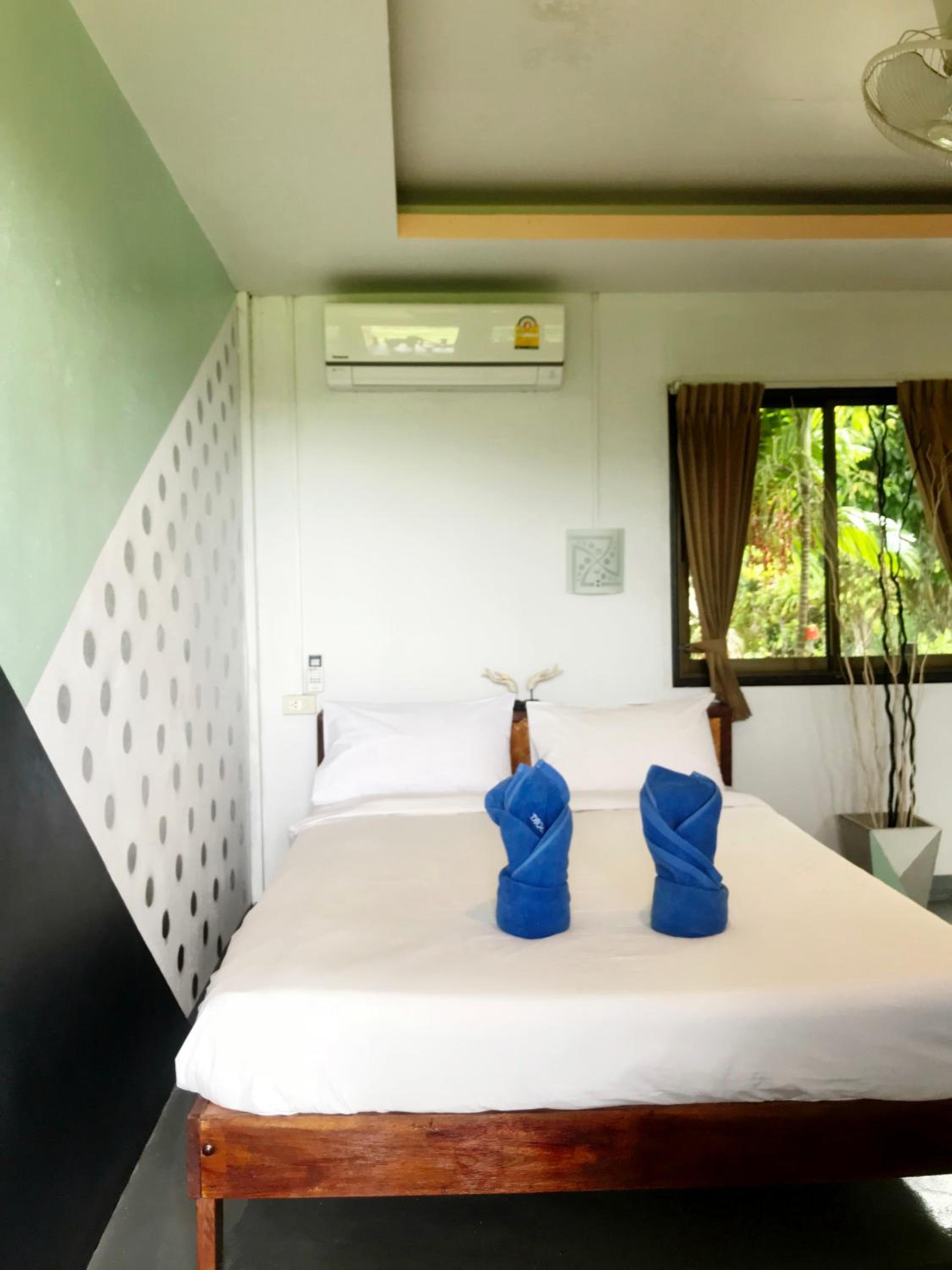 Lanta Halabala Resort
