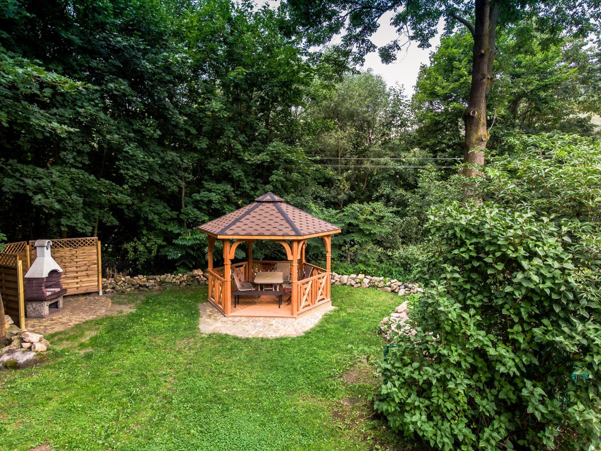 outdoor BBQ area