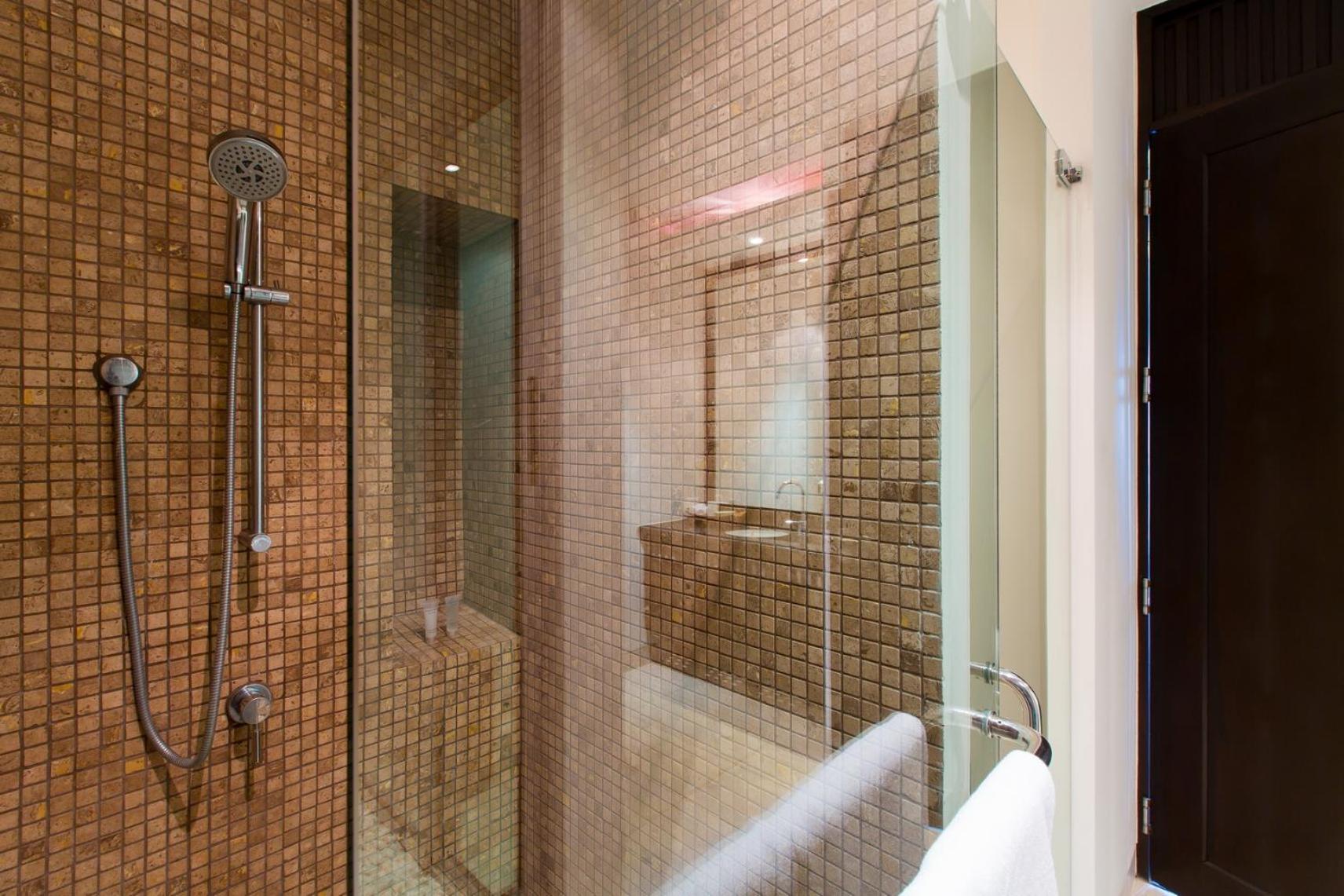 Kata gardens penthouse seaview with rooftop pool 8C