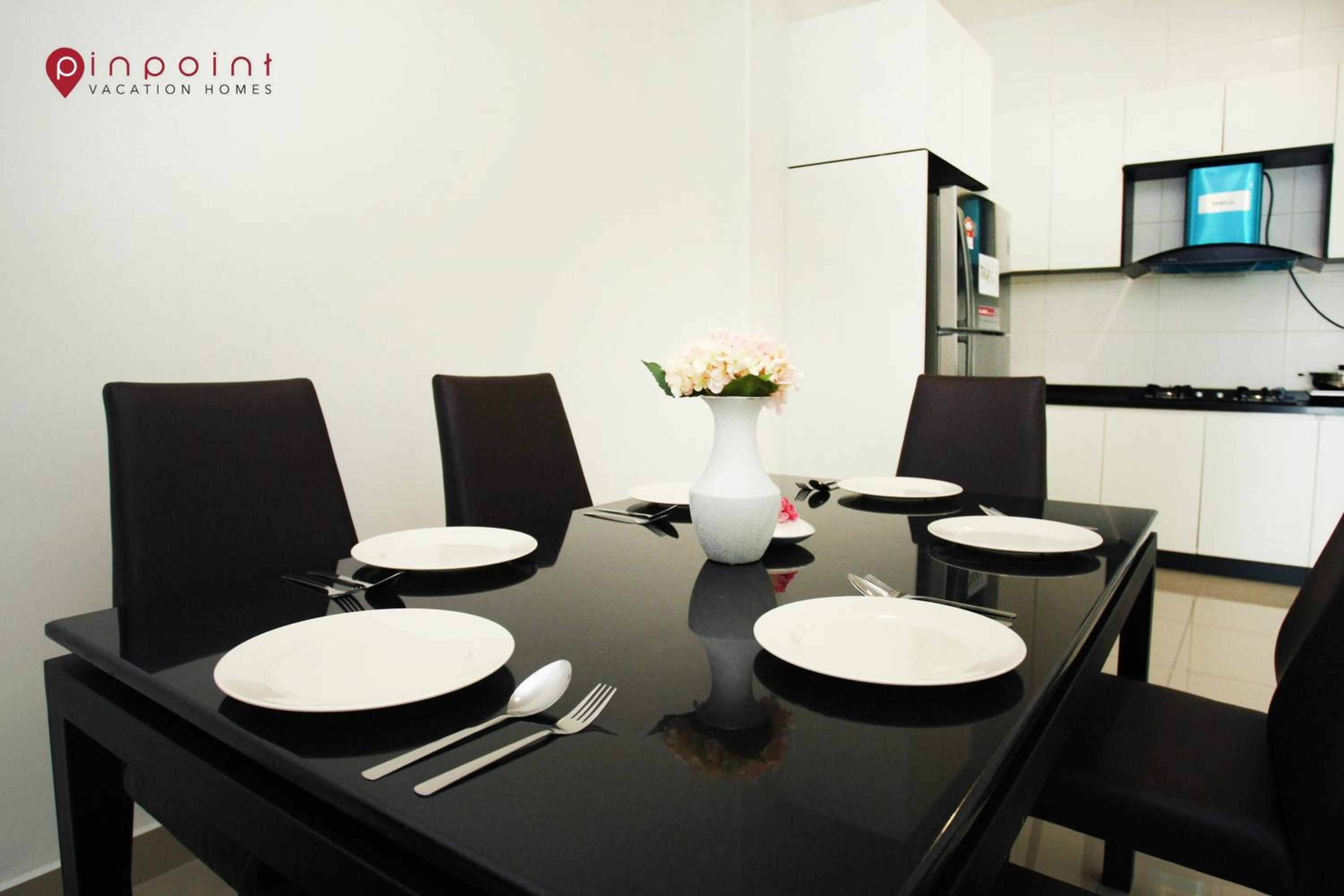 JB City Pinnacle Tower @Pinpoint Vacation Homes